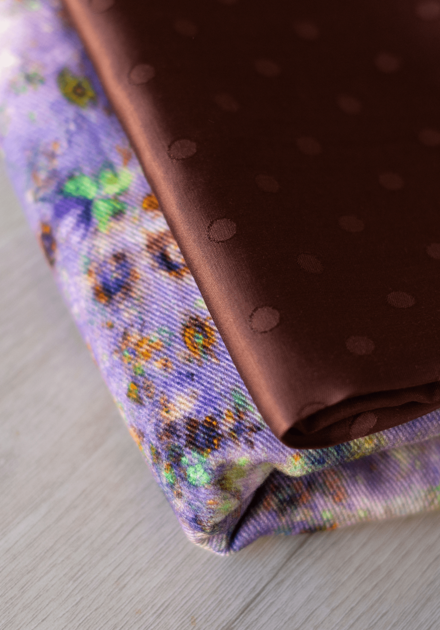 maison-fauve-tissu-jacquard-pois-lucente-fluide-v-tements-et-doublures-au-10-cm image 4