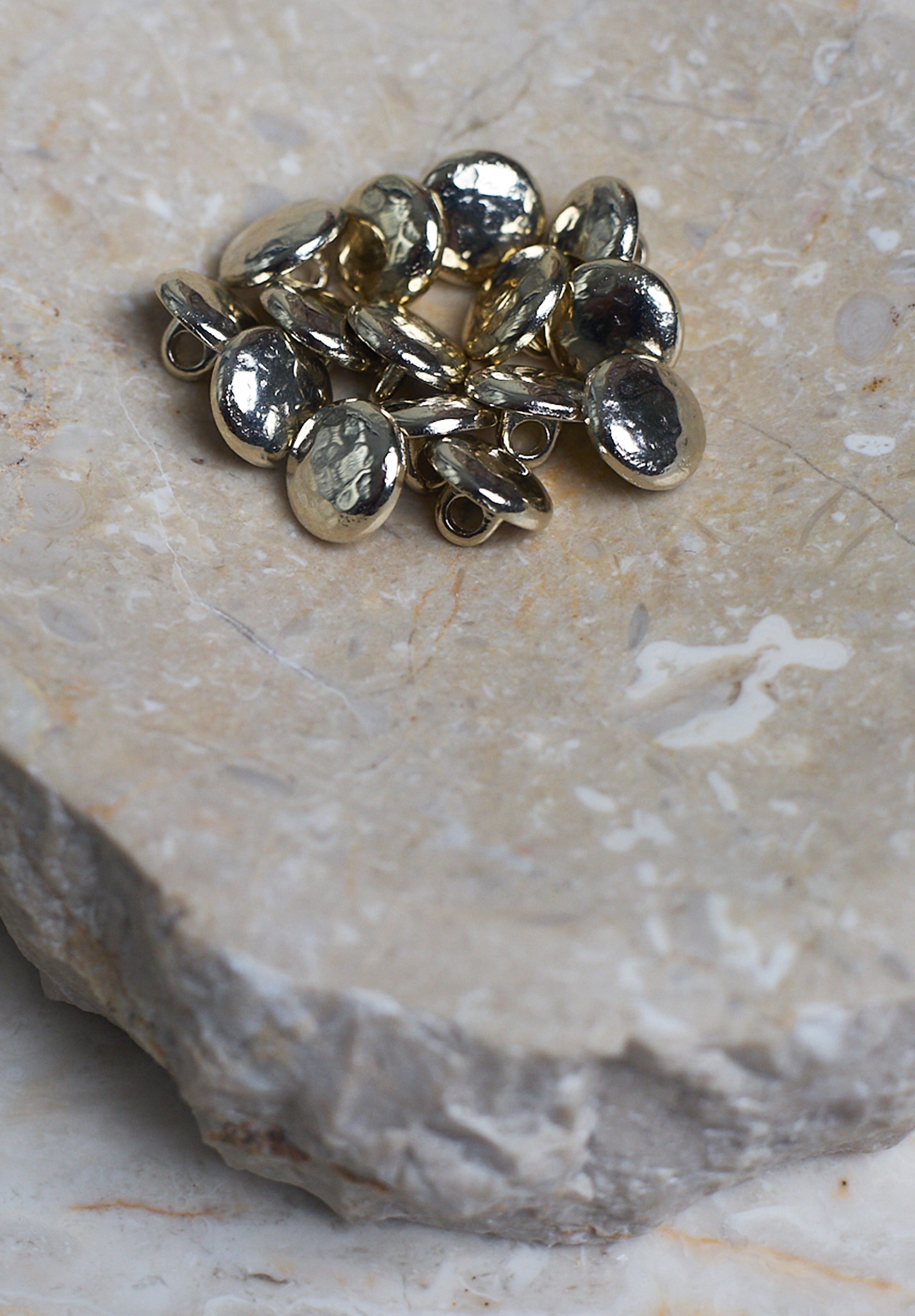 atelier-brunette-boutons-moon-dor-mercerie-fabriqu-e-en-france image 4