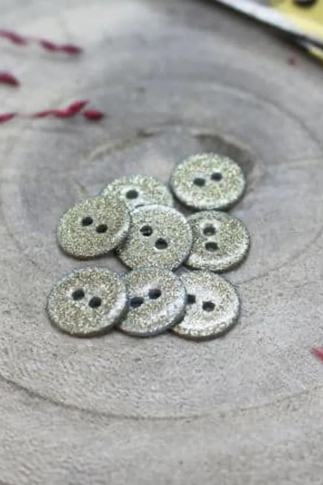 atelier-brunette-boutons-glitter-sage-x10-mercerie-couture image 1