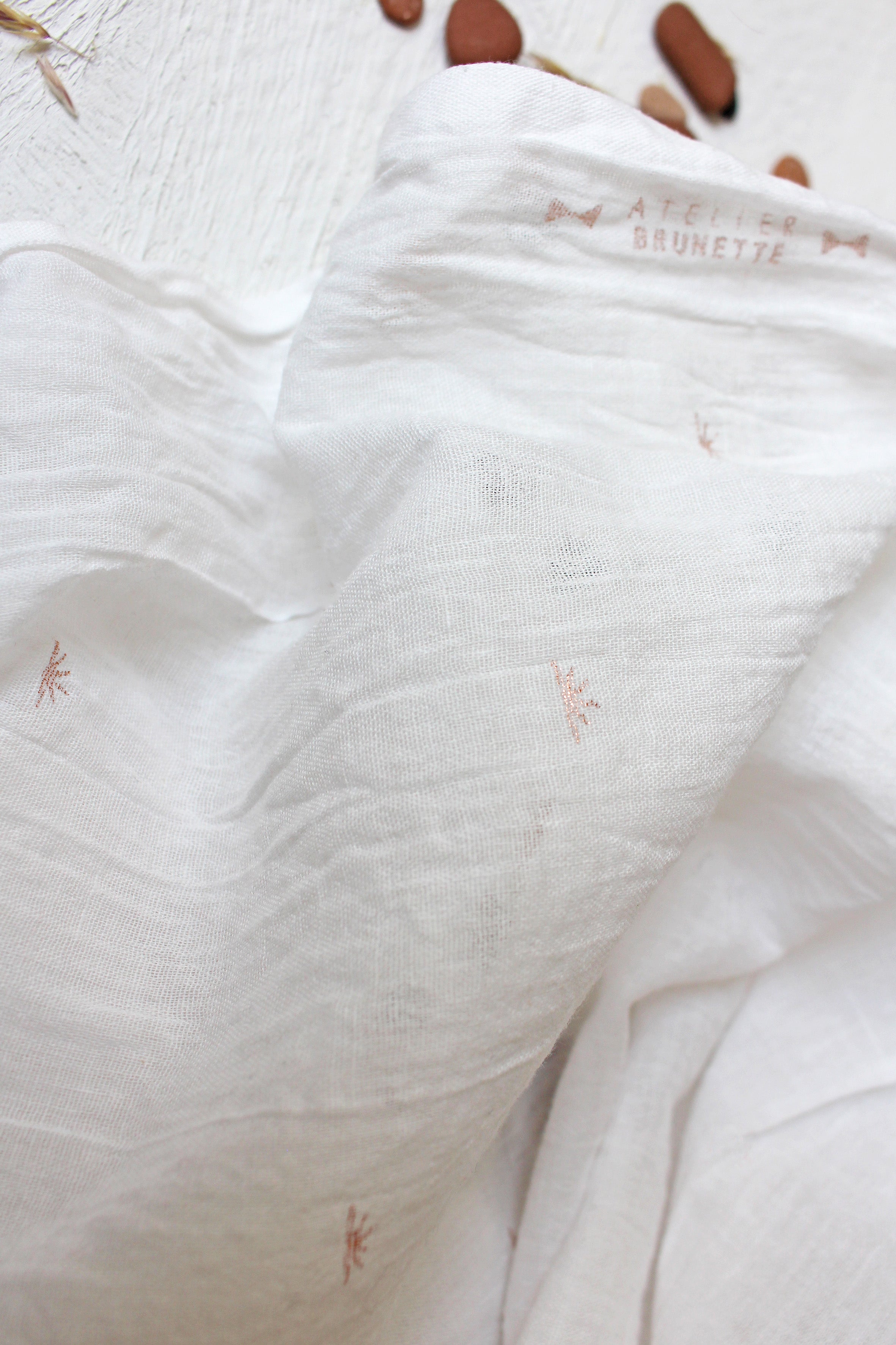 atelier-brunette-coupon-sunset-off-white-coupon-tissu-prix-rond image 4