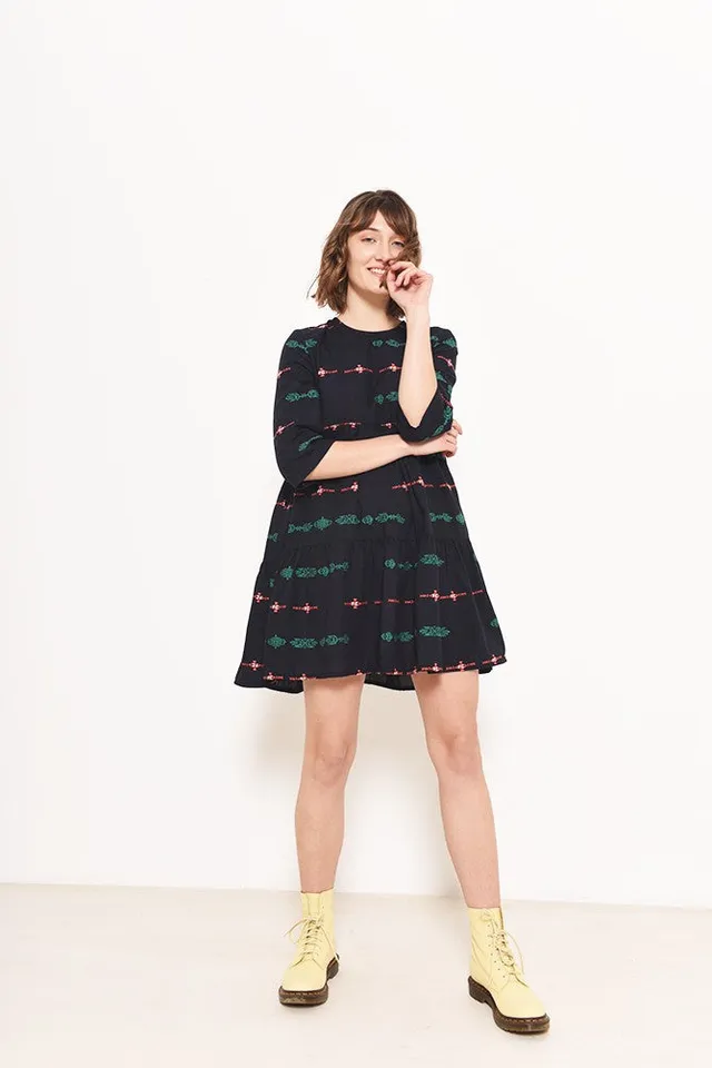 fibre-mood-mira-robe-patron-de-couture-courte-trap-ze-fronc-e-32-58 image 1