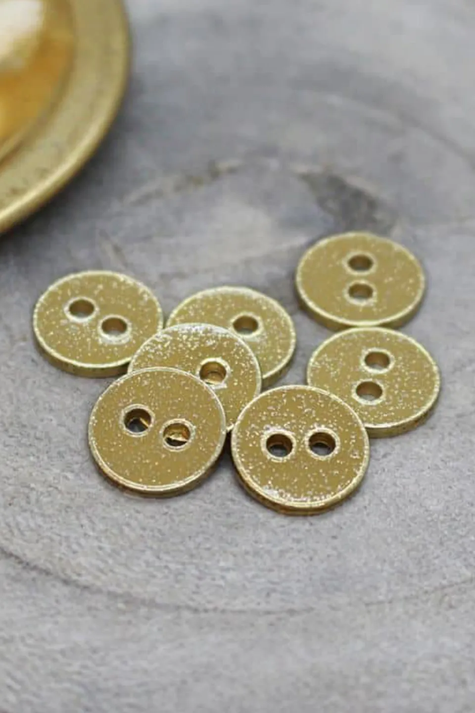 atelier-brunette-boutons-joy-glitter-mustard-x10 image 1