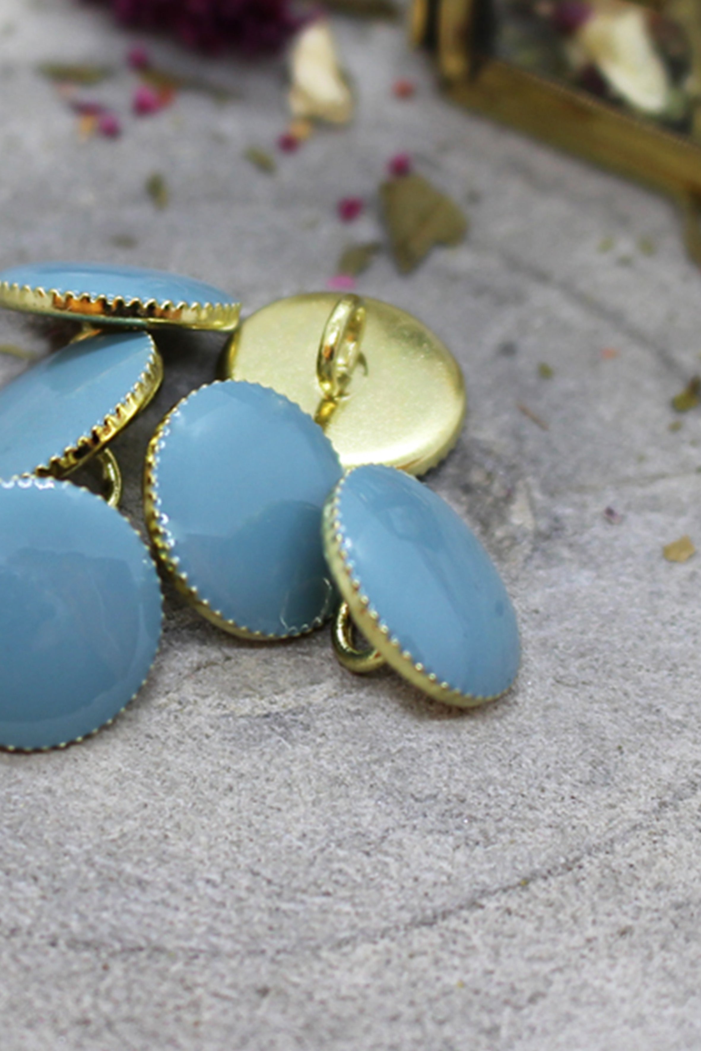 atelier-brunette-boutons-gem-storm-x10-boutons-pied-dor image 2