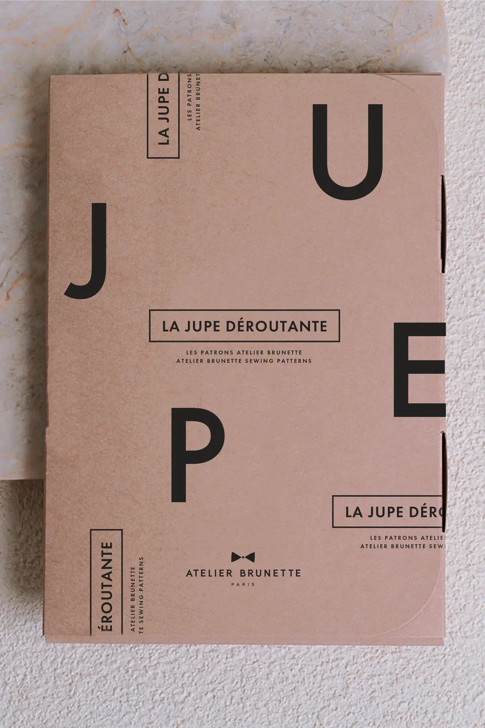 atelier-brunette-la-jupe-d-routante-patron-pochette-femme image 1