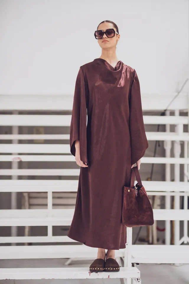 fibre-mood-vendela-robe-patron-de-couture-robe-longue-biais-col-b-nitier image 1