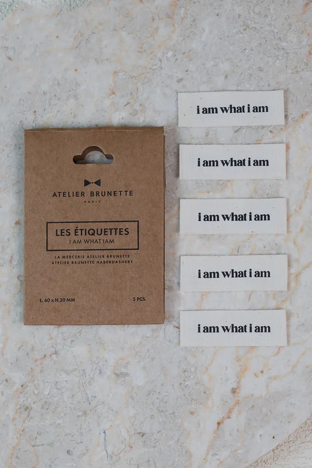 atelier-brunette-pack-tiquettes-i-am-what-i-am-lot-de-5-tiquettes-tiss-es image 1