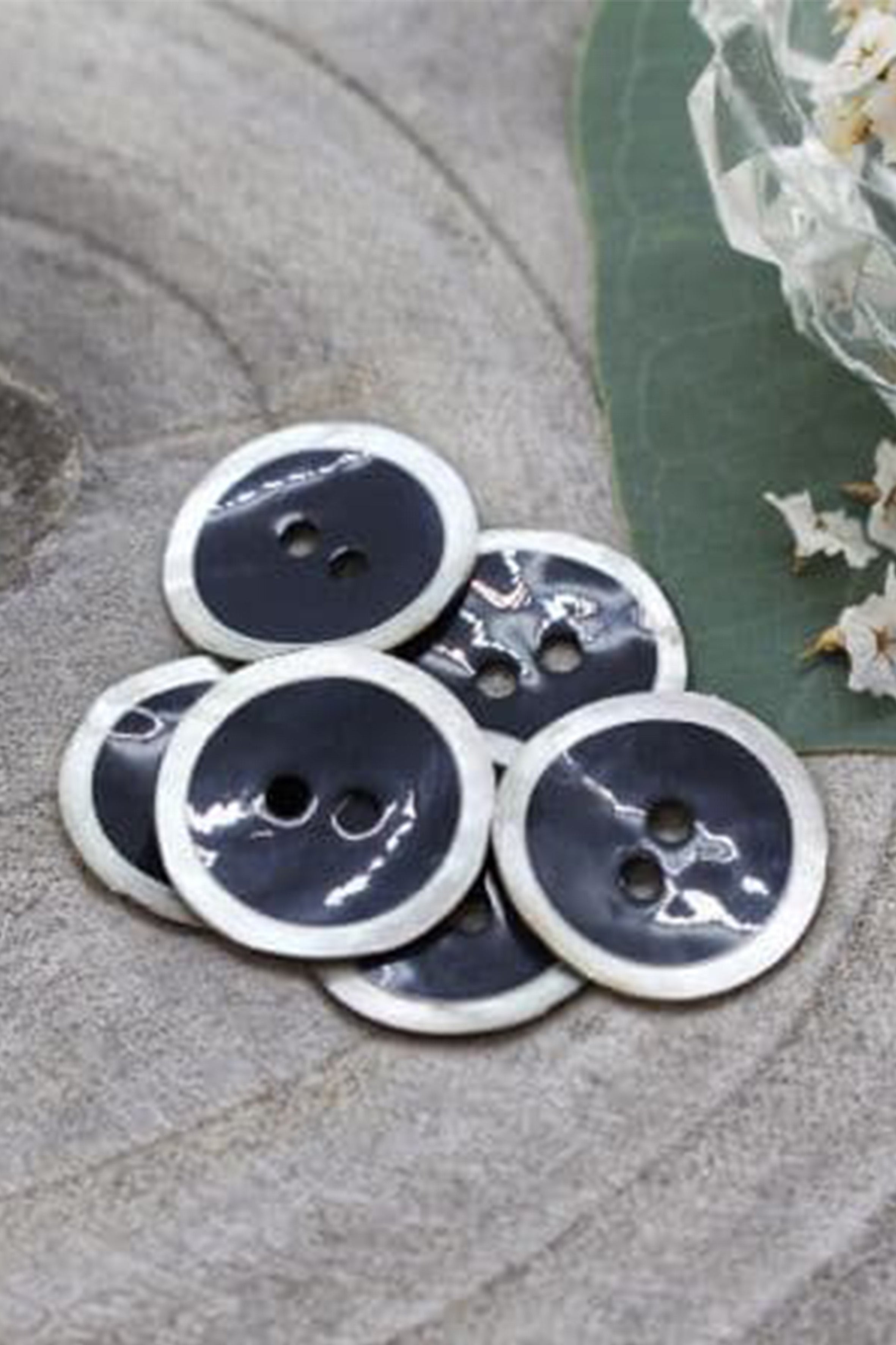 atelier-brunette-boutons-halo-night-deep-charcoal-x10 image 1