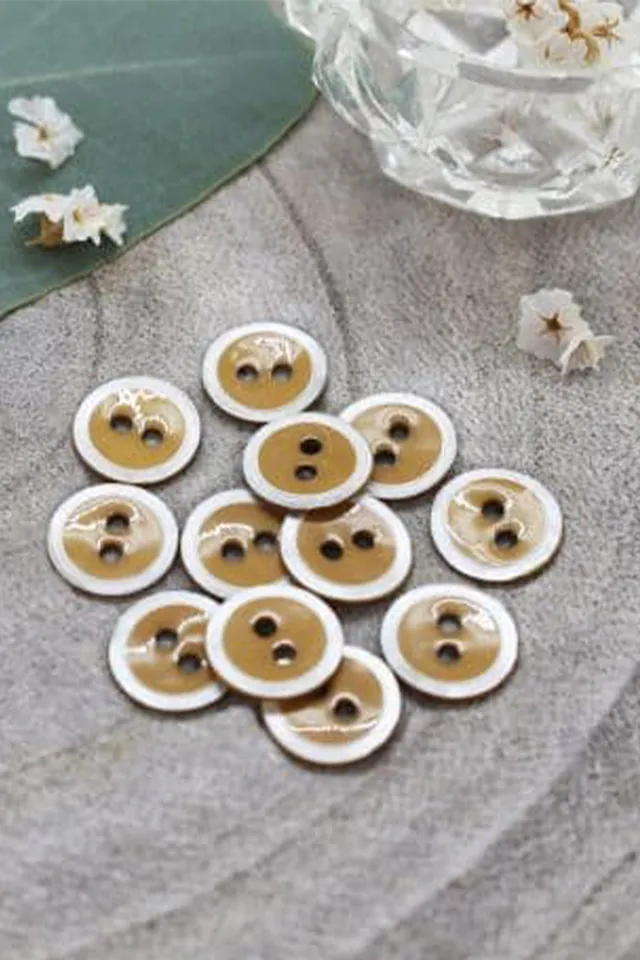 atelier-brunette-boutons-halo-ochre-x10-boutons-nacre image 1