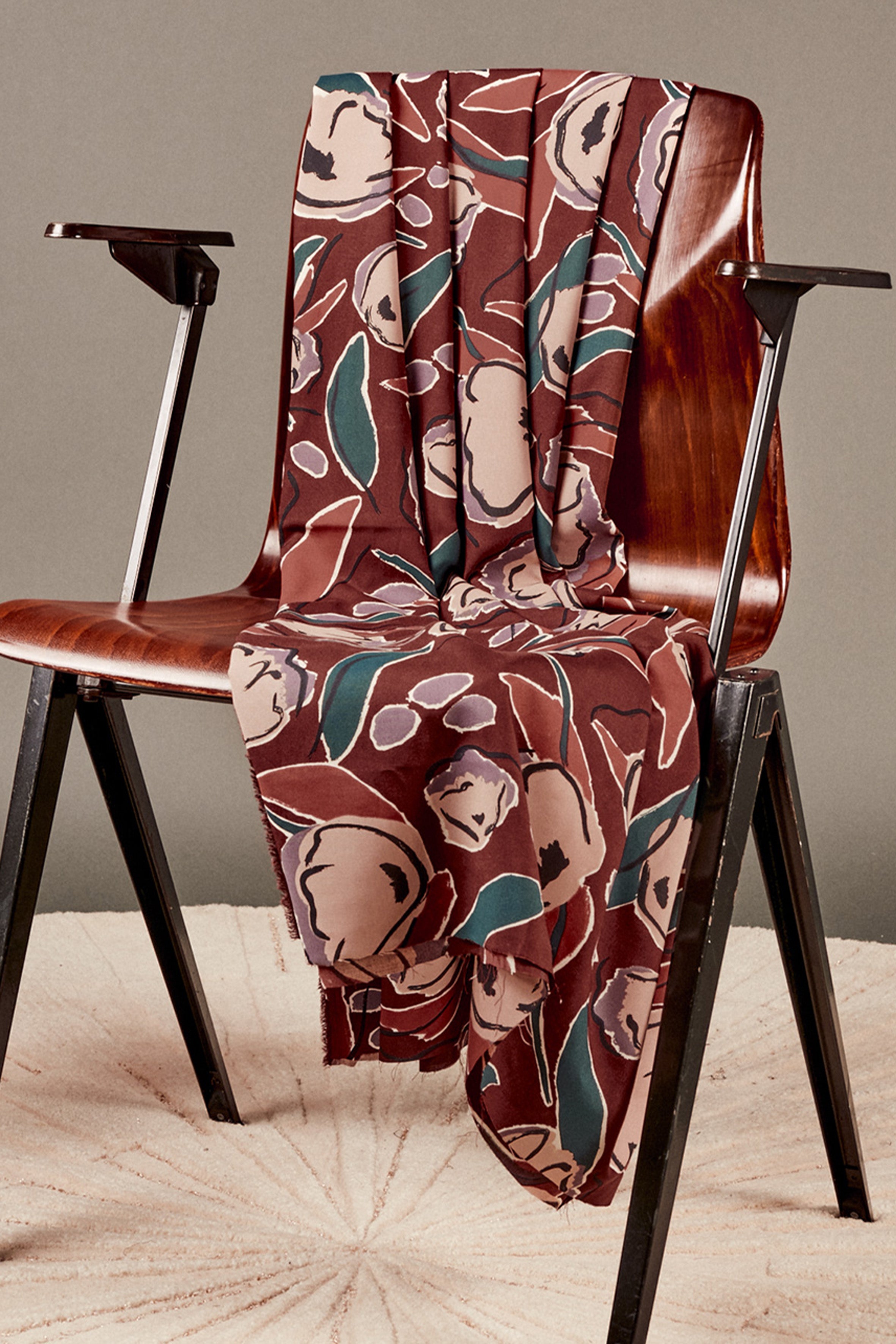 atelier-brunette-tissu-peony-rust-viscose-ecovero-imprim-e image 2