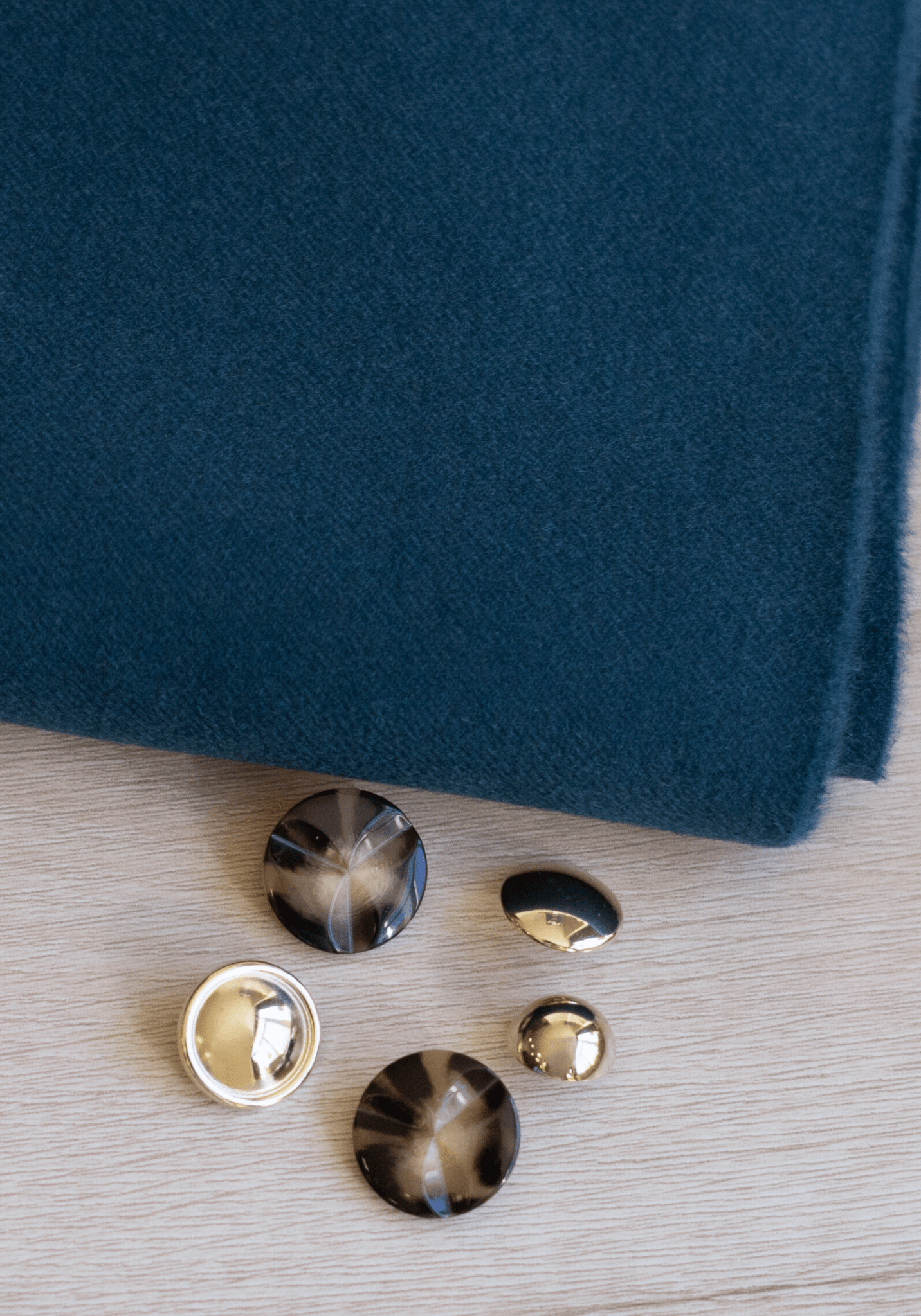 maison-fauve-drap-de-laine-double-face-italien-lainage-manteau-gris-hiver image 2