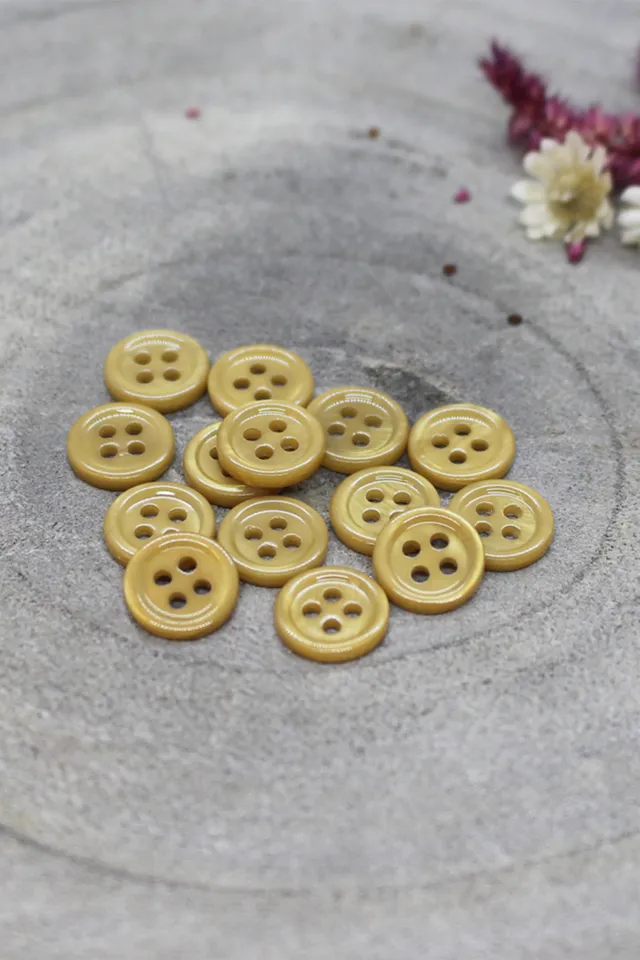 atelier-brunette-boutons-bliss-mustard-x10-boutons-nacre-vernis image 1