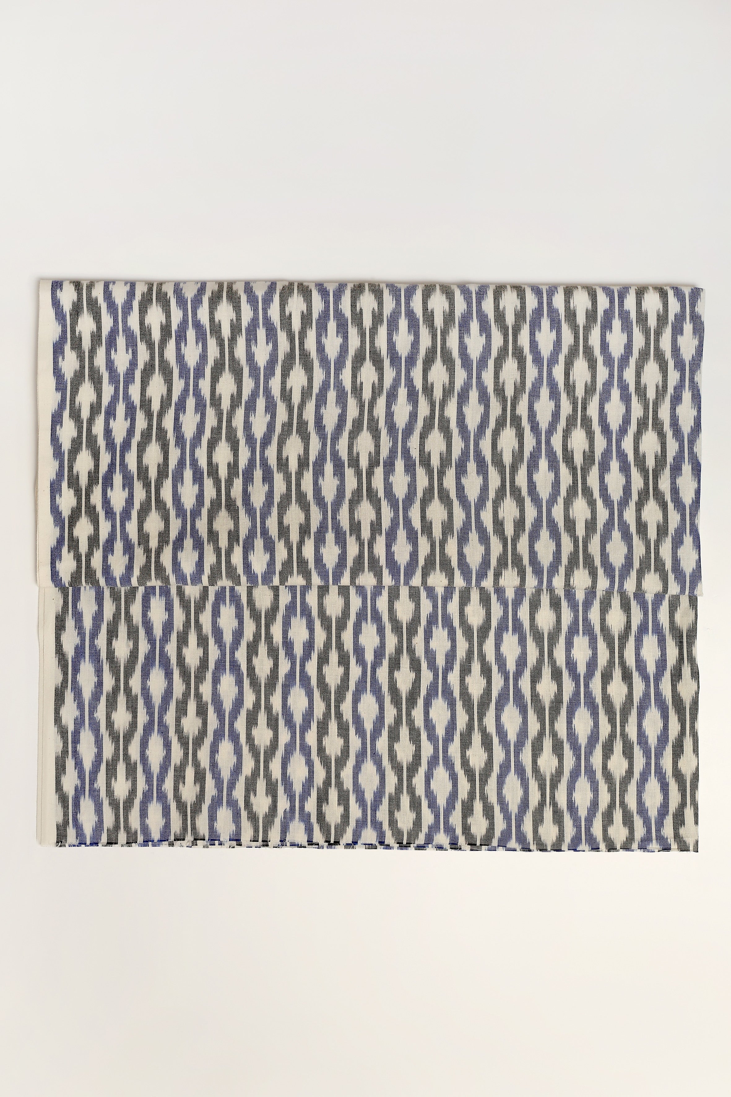 atelier-brunette-l-ikat-004-tissu-bazaar-re-sourc-110-cm image 4
