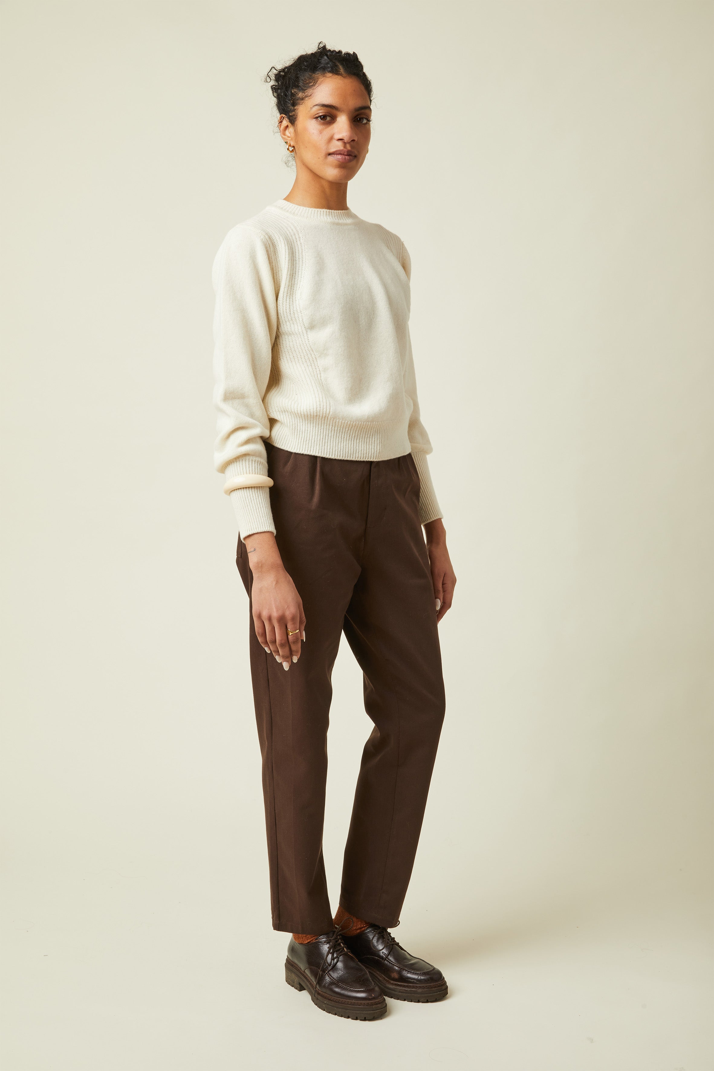 atelier-brunette-le-pantalon-carotte-patron-pochette image 3