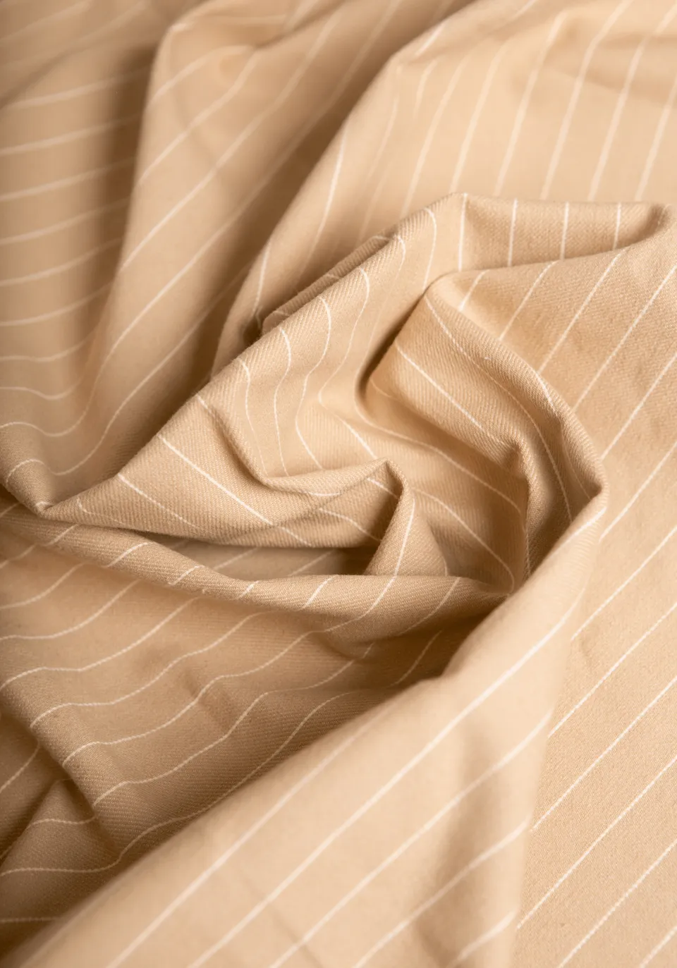 maison-fauve-parade-camel-tissu-jacquard-de-coton-au-m-tre image 1