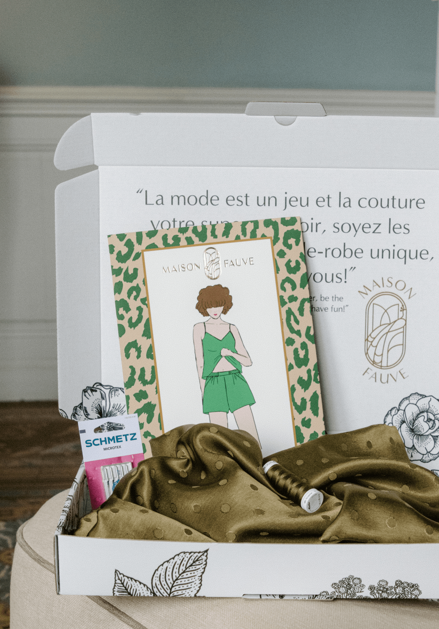 maison-fauve-blush-songe-box-couture-pyjama-caraco-short-d-butant image 1
