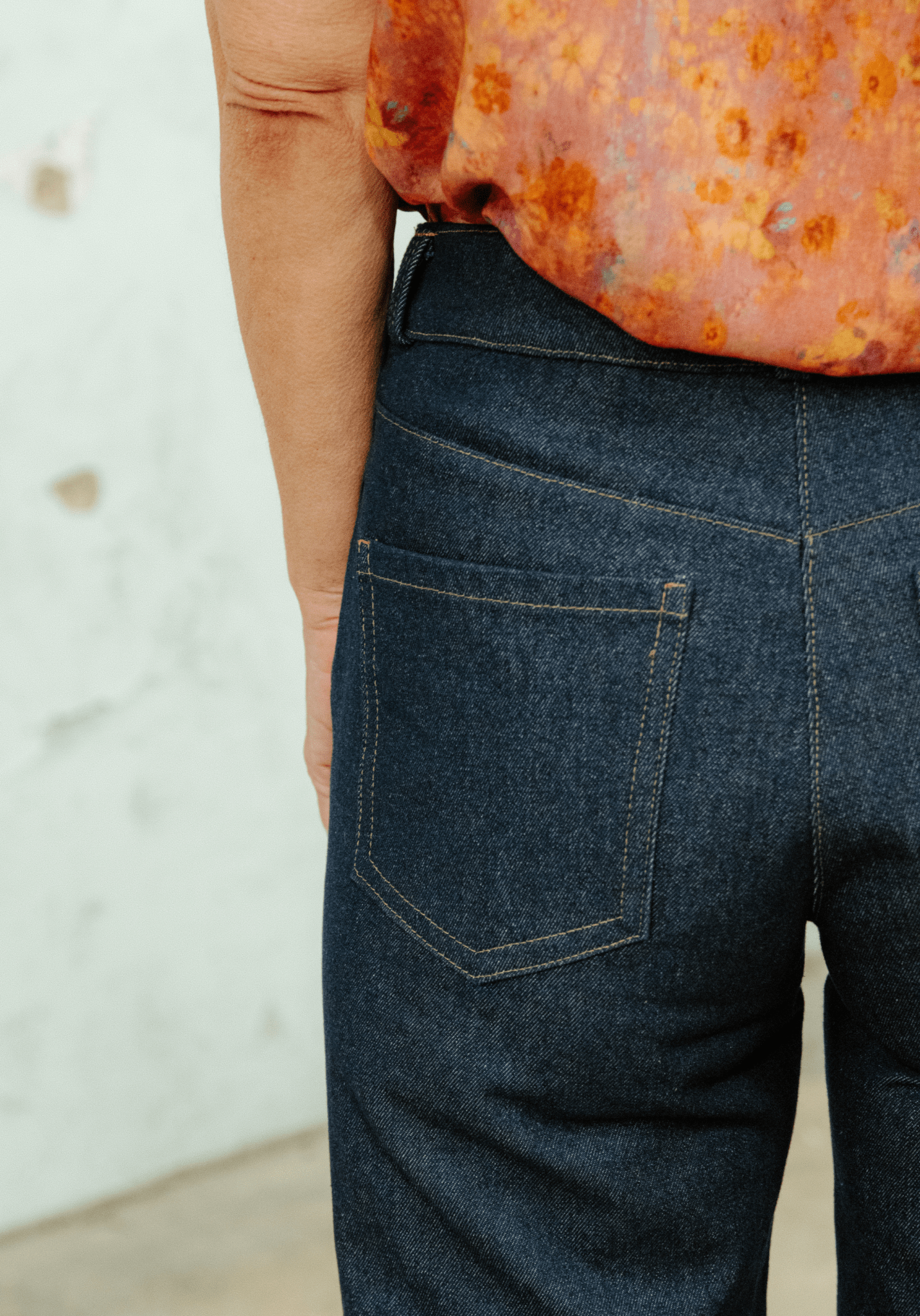 maison-fauve-worn-patron-jean-droit-femme-pochette image 7