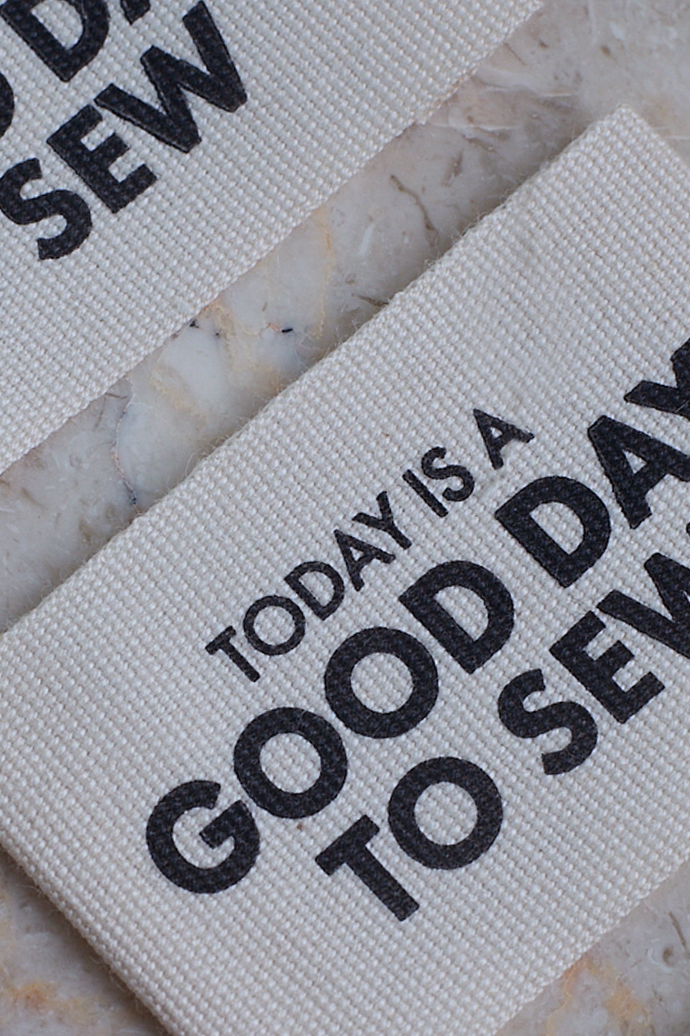 atelier-brunette-pack-tiquettes-today-is-a-good-day-to-sew-x5 image 4