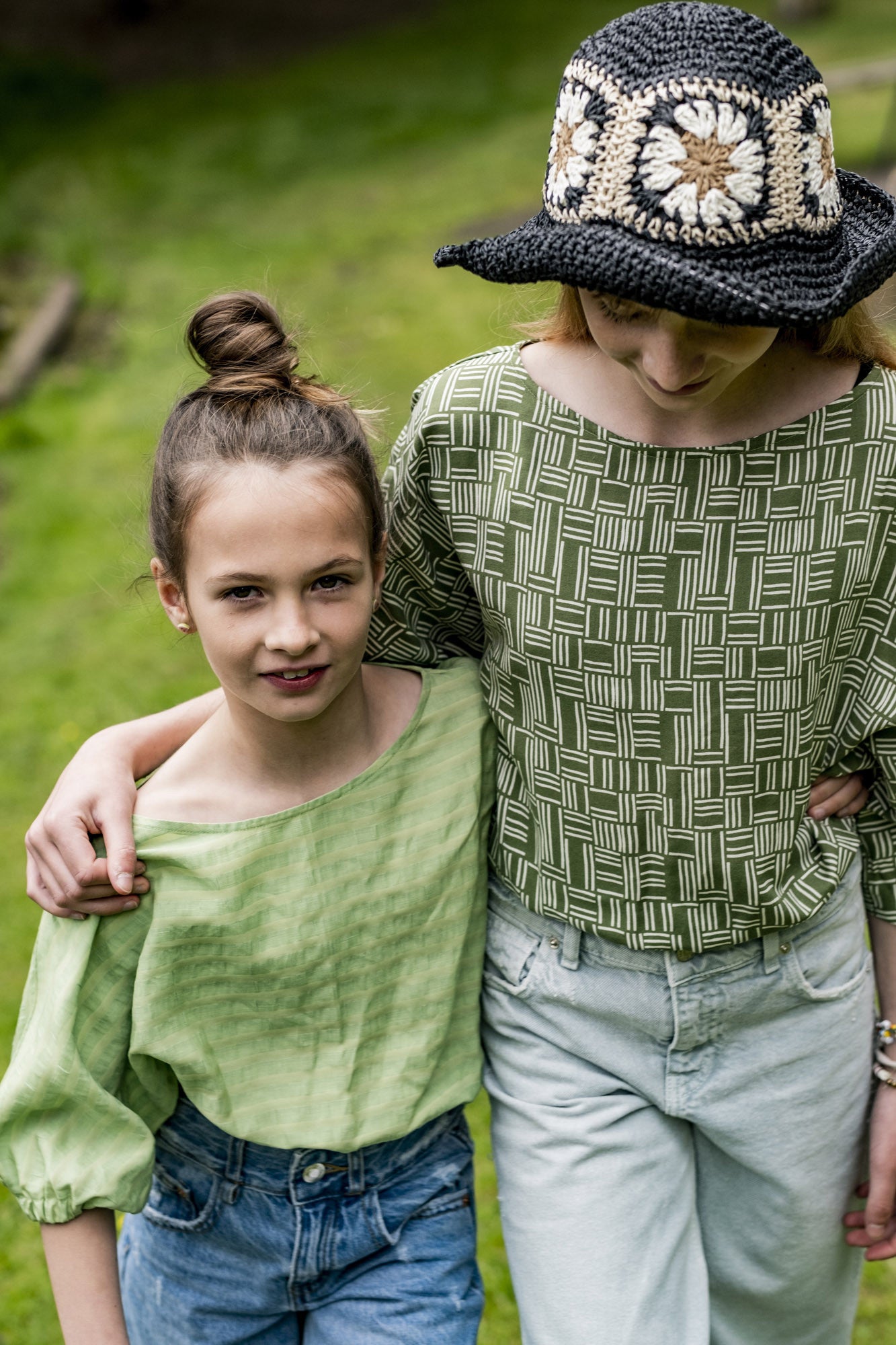 fibre-mood-marisol-top-patron-de-couture-enfant-2-12-ans-top-court-dolman image 5