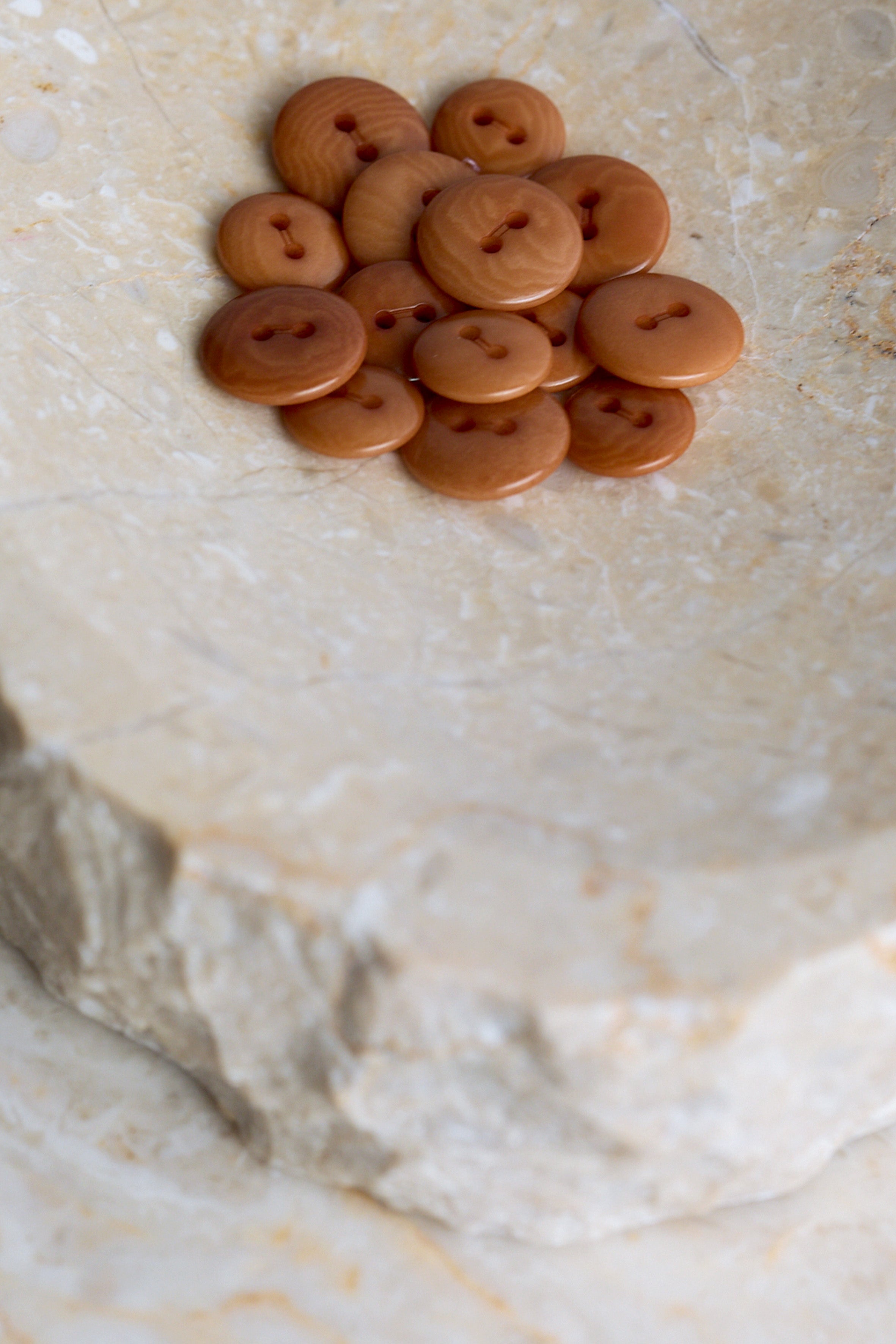 atelier-brunette-boutons-viny-pecan-pie-boutons-corozo-france image 3