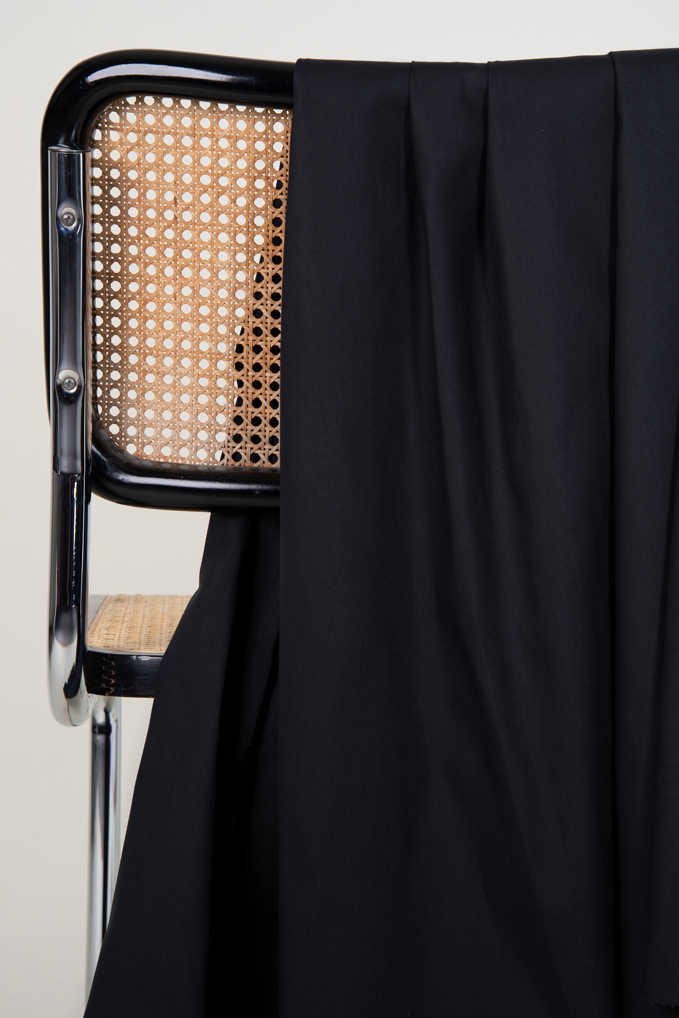 atelier-brunette-coton-d-perlant-trench-black-tissu image 1
