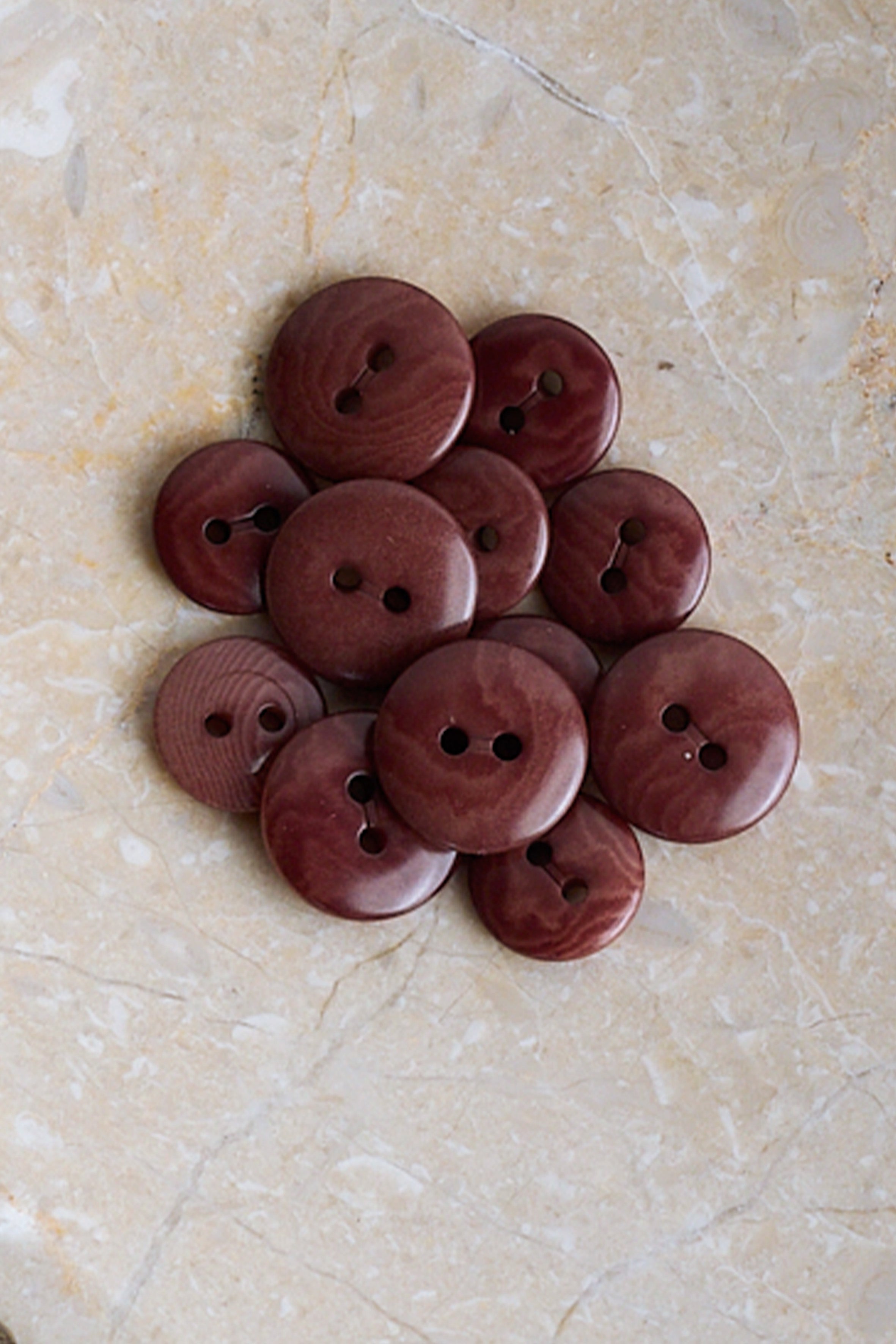 atelier-brunette-boutons-viny-rust-crispy-brownie image 4