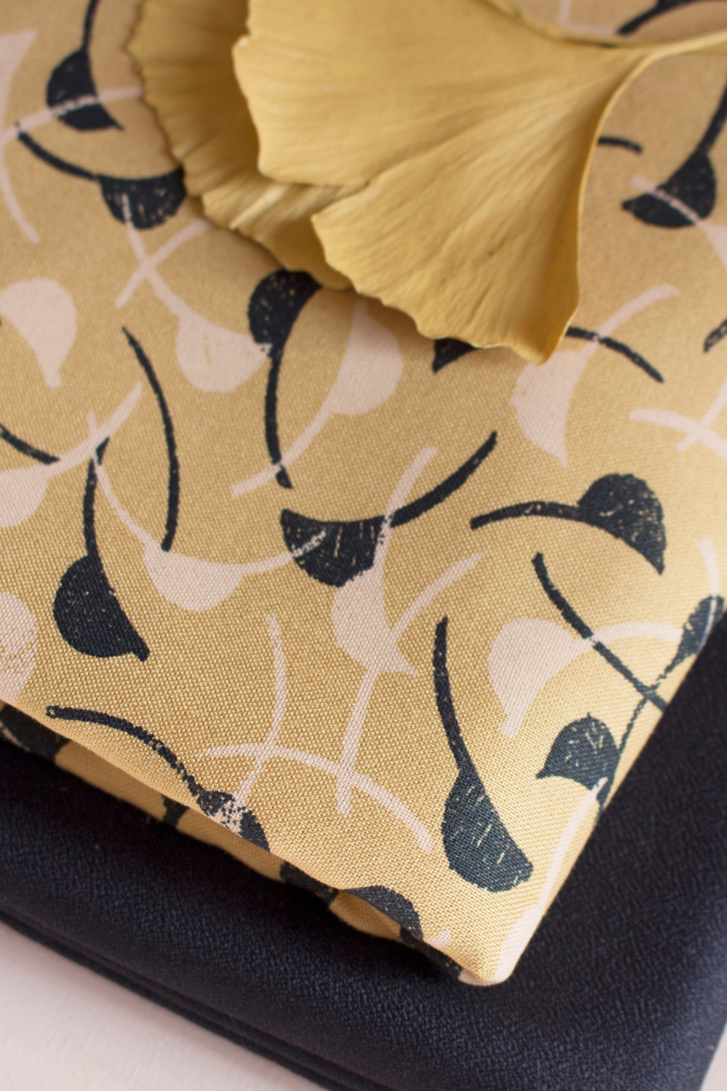 atelier-brunette-coupon-windy-mustard-tissu-s-rie-limit-e image 3