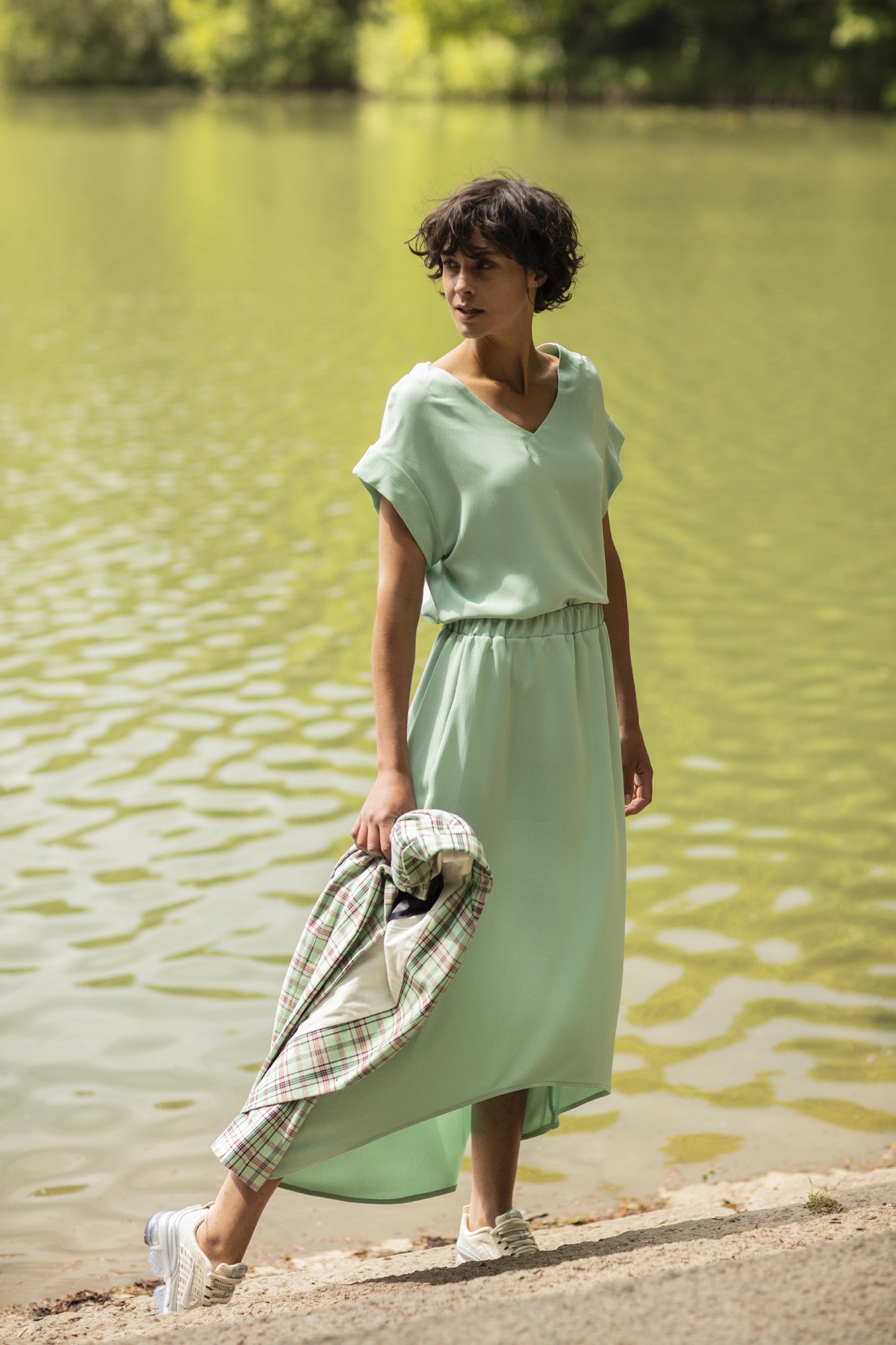 fibre-mood-ida-top-patron-de-couture-haut-r-versible-d-collet-v image 2