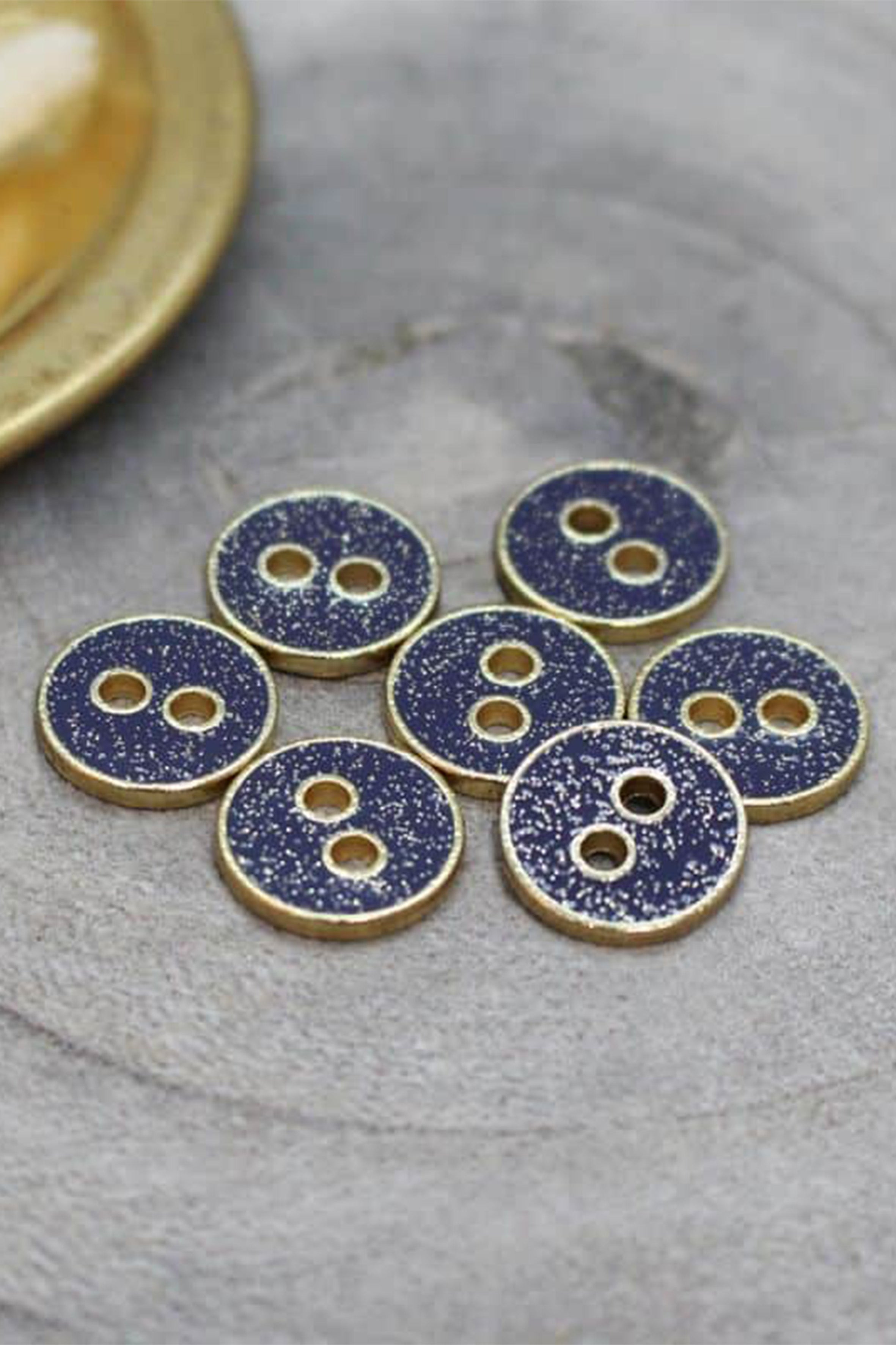 atelier-brunette-bouton-joy-glitter-cobalt-bouton-paillettes-dor image 2