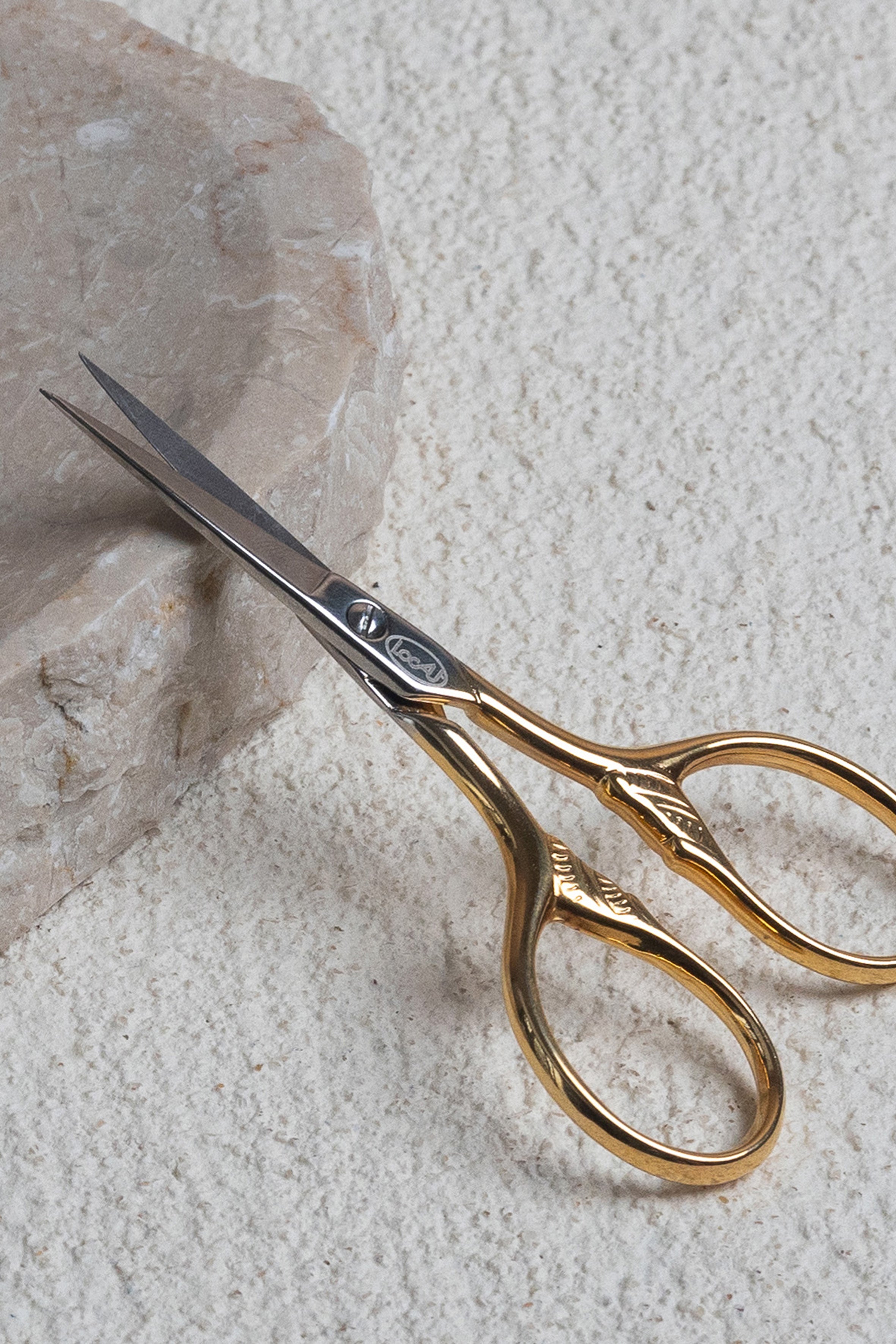 locau-pour-atelier-brunette-ciseaux-broder-9-cm image 2