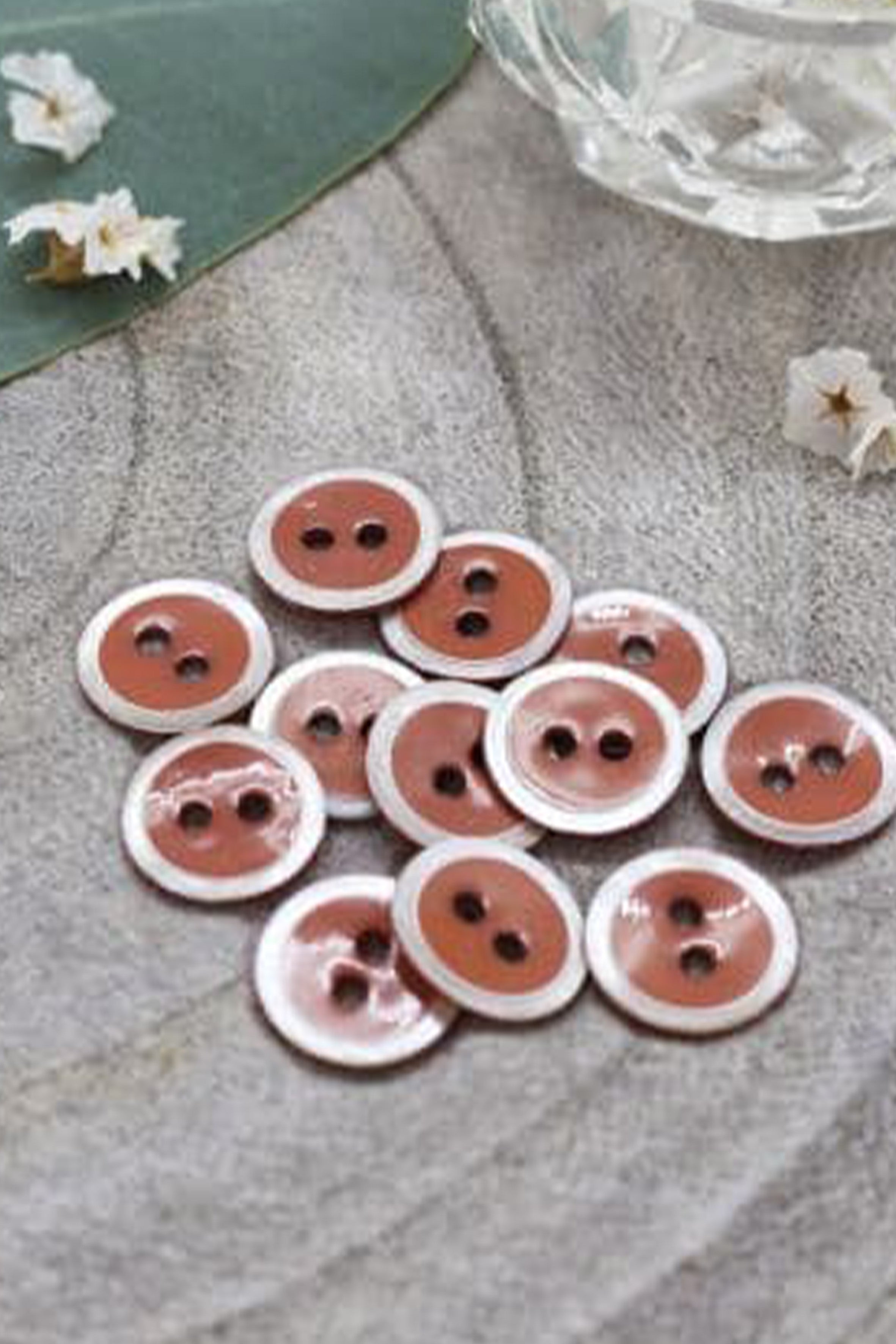 atelier-brunette-boutons-halo-chestnut-x10 image 2