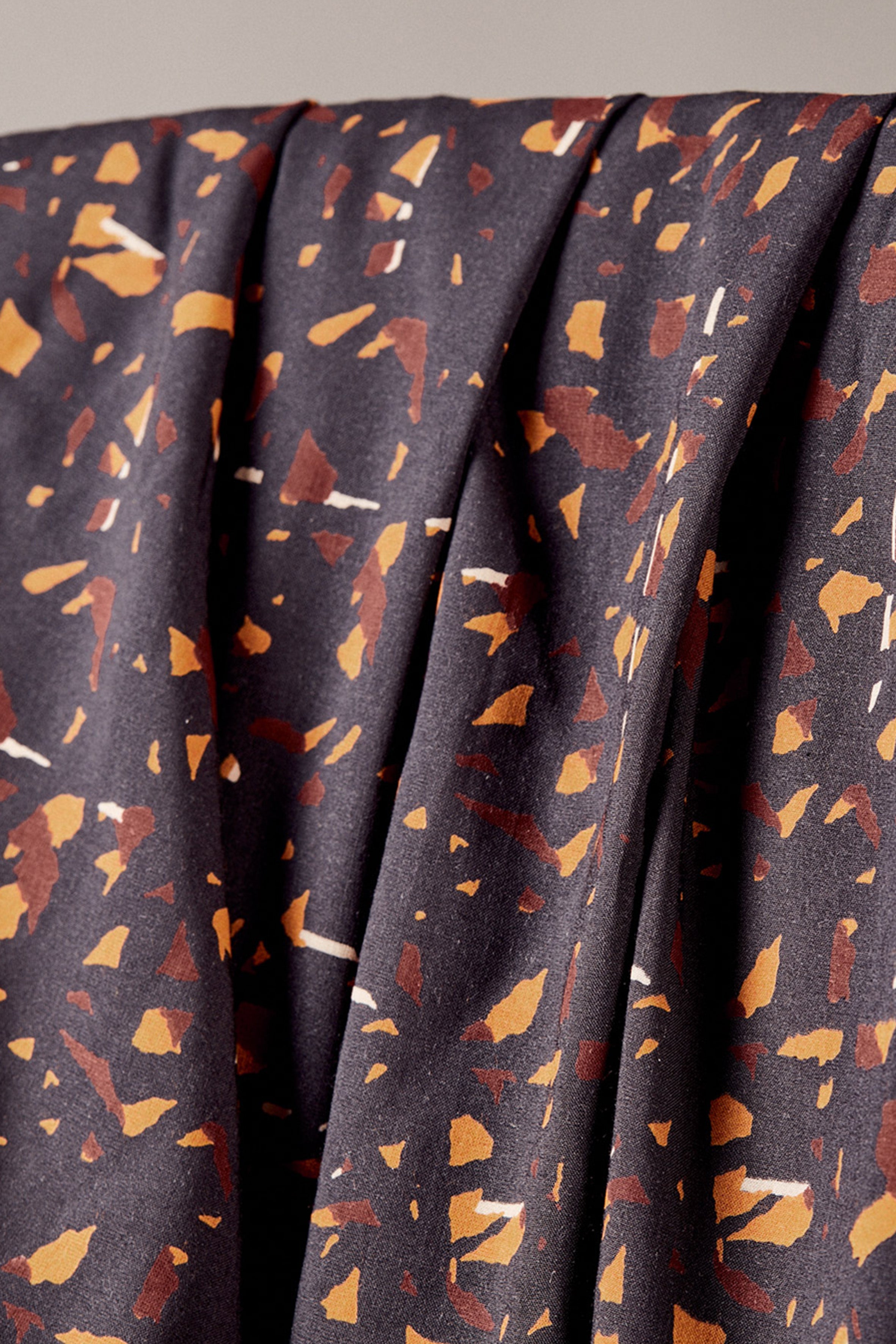 atelier-brunette-tissu-candy-rock-tender-toffee-viscose-ecovero image 1
