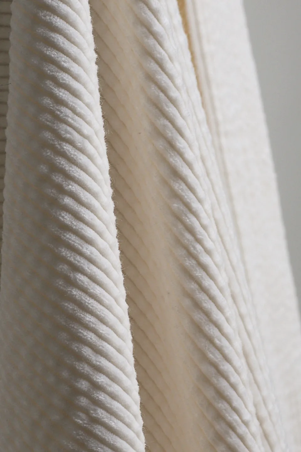 atelier-brunette-tissu-velours-bubble-off-white image 1