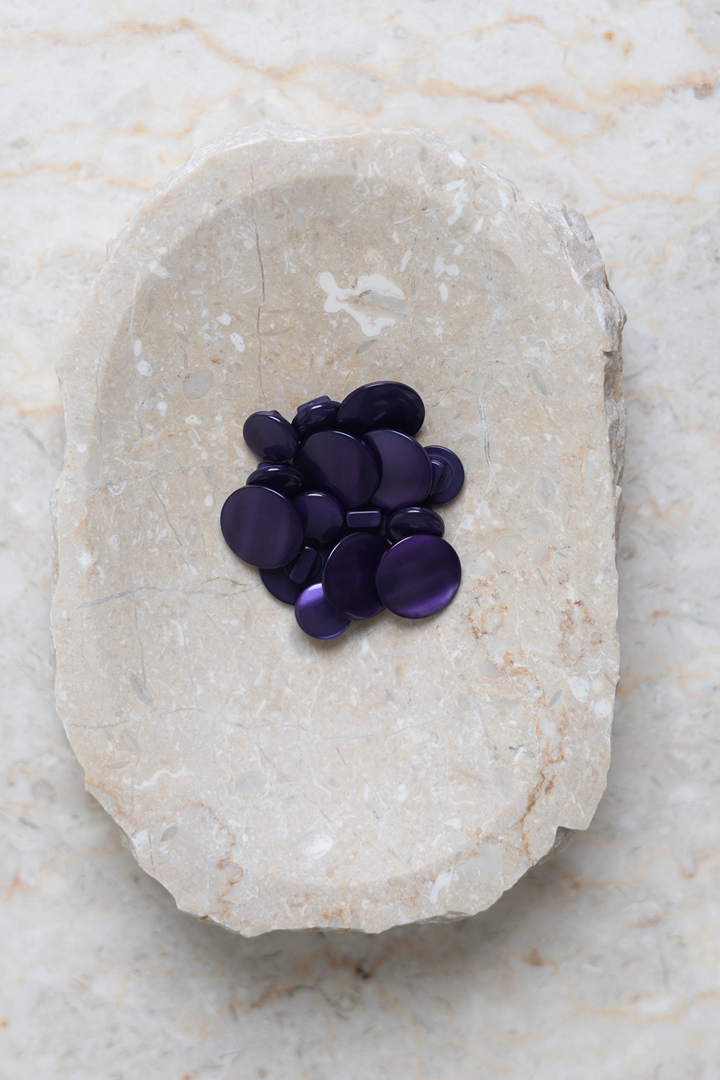 atelier-brunette-boutons-swing-majestic-purple-x10 image 1