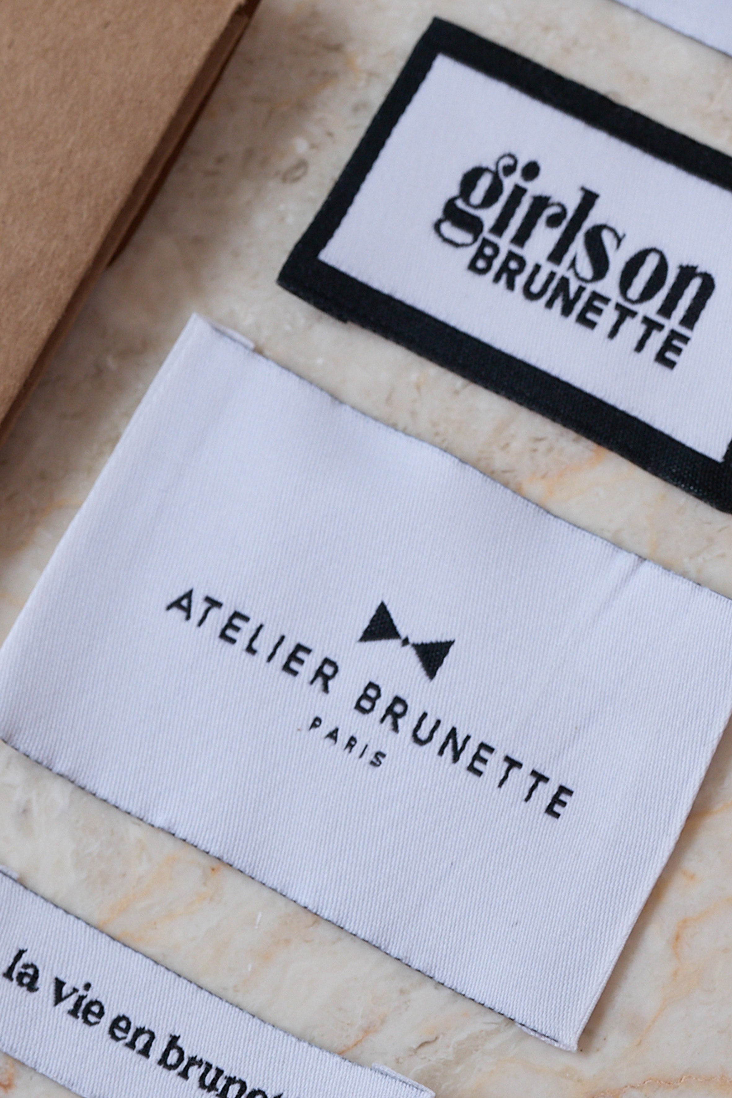 atelier-brunette-pack-tiquettes-p-le-m-le-lot-de-5-tiquettes-tiss-es image 2