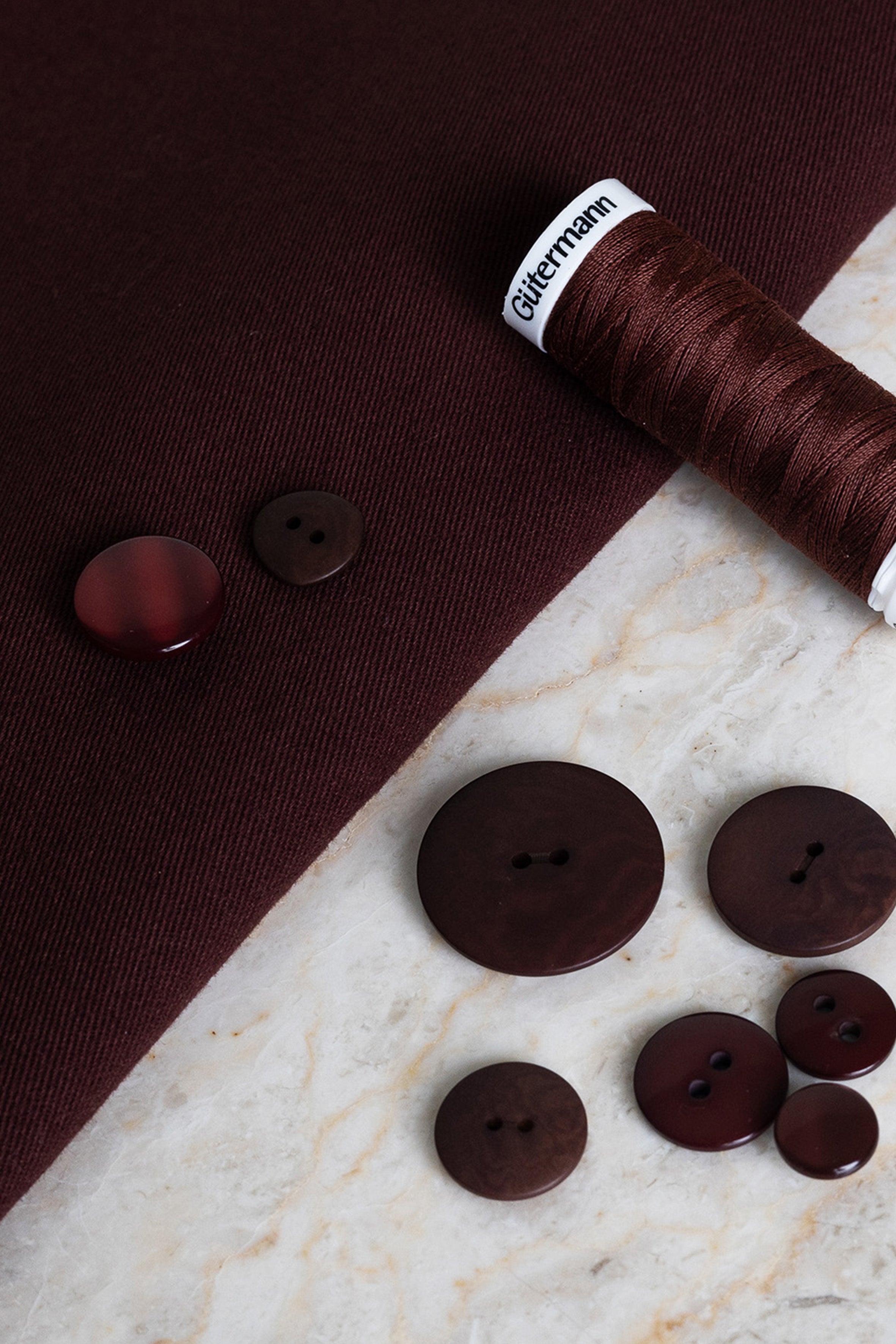 atelier-brunette-coupon-gabardine-light-crispy-brownie-tissu-coton image 3