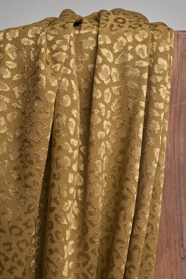 atelier-brunette-coupons-jacquard-de-viscose-leony-dreamy-twilight-coupon-fabriq image 1