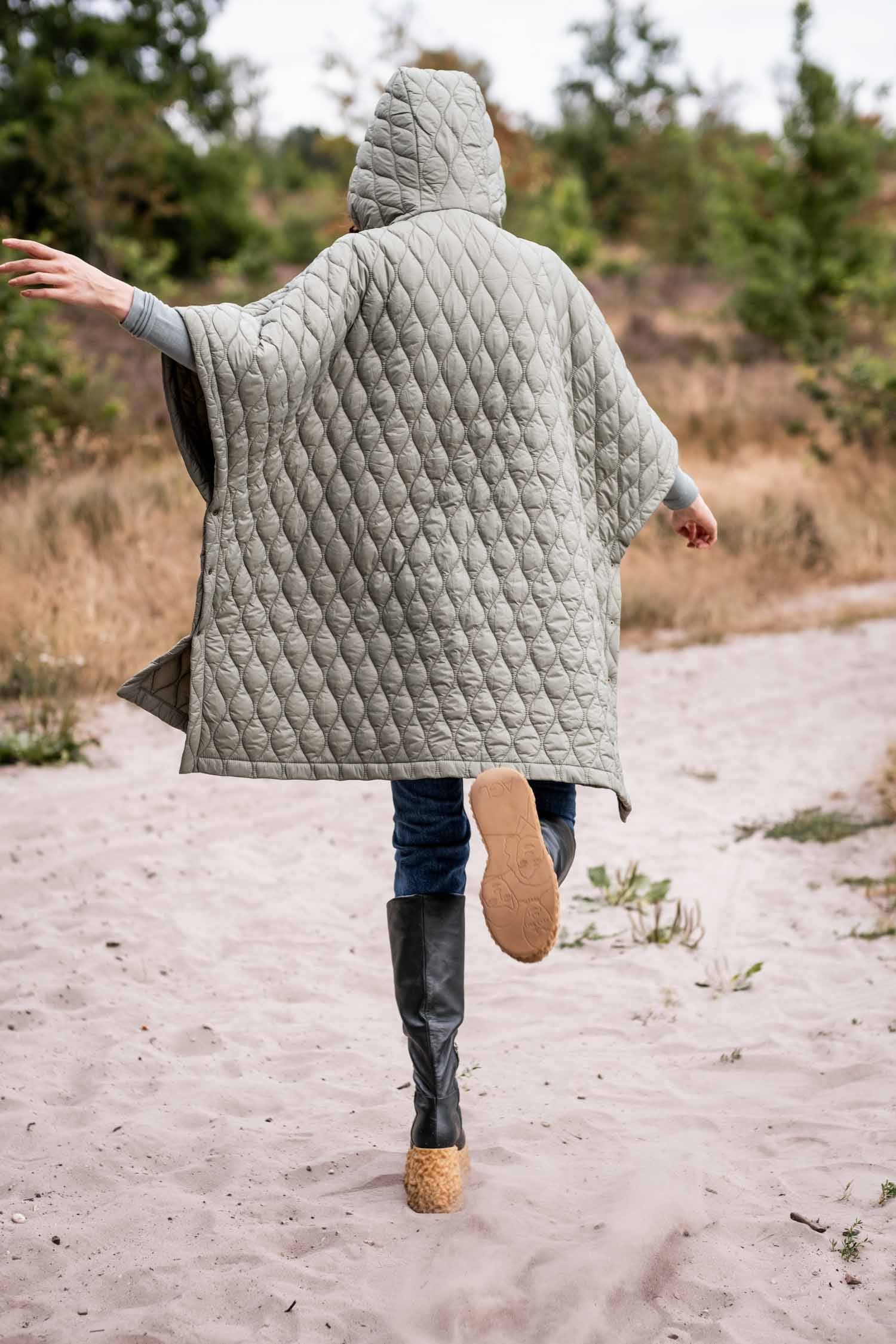 fibre-mood-harlem-cape-poncho-patron-de-couture-femme image 5