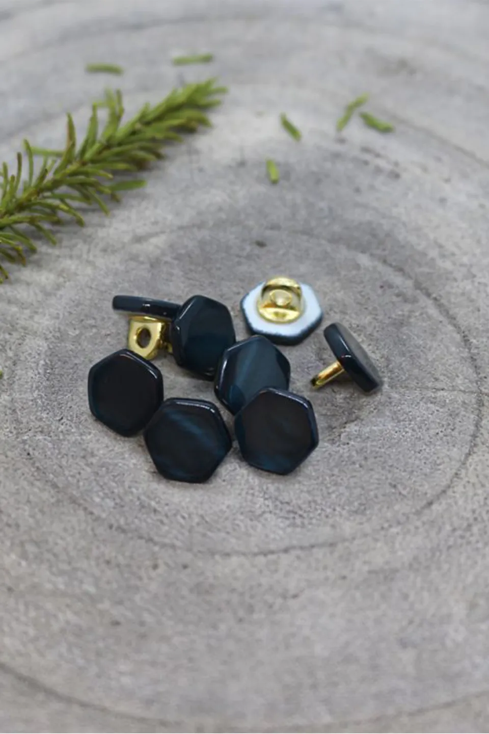 atelier-brunette-boutons-quartz-forest image 1