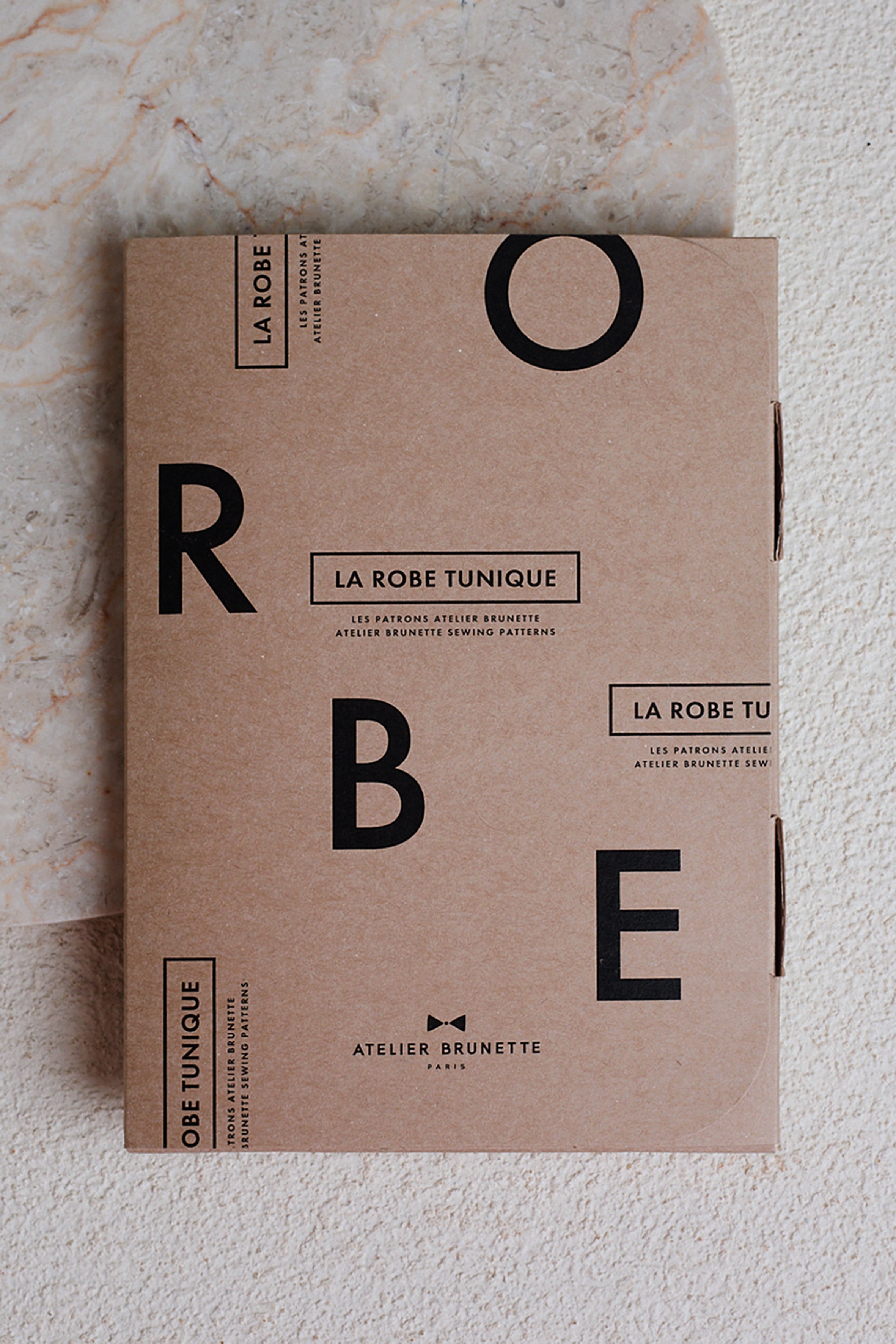 atelier-brunette-la-robe-tunique-patron-pochette-coupe-ample-midi image 1