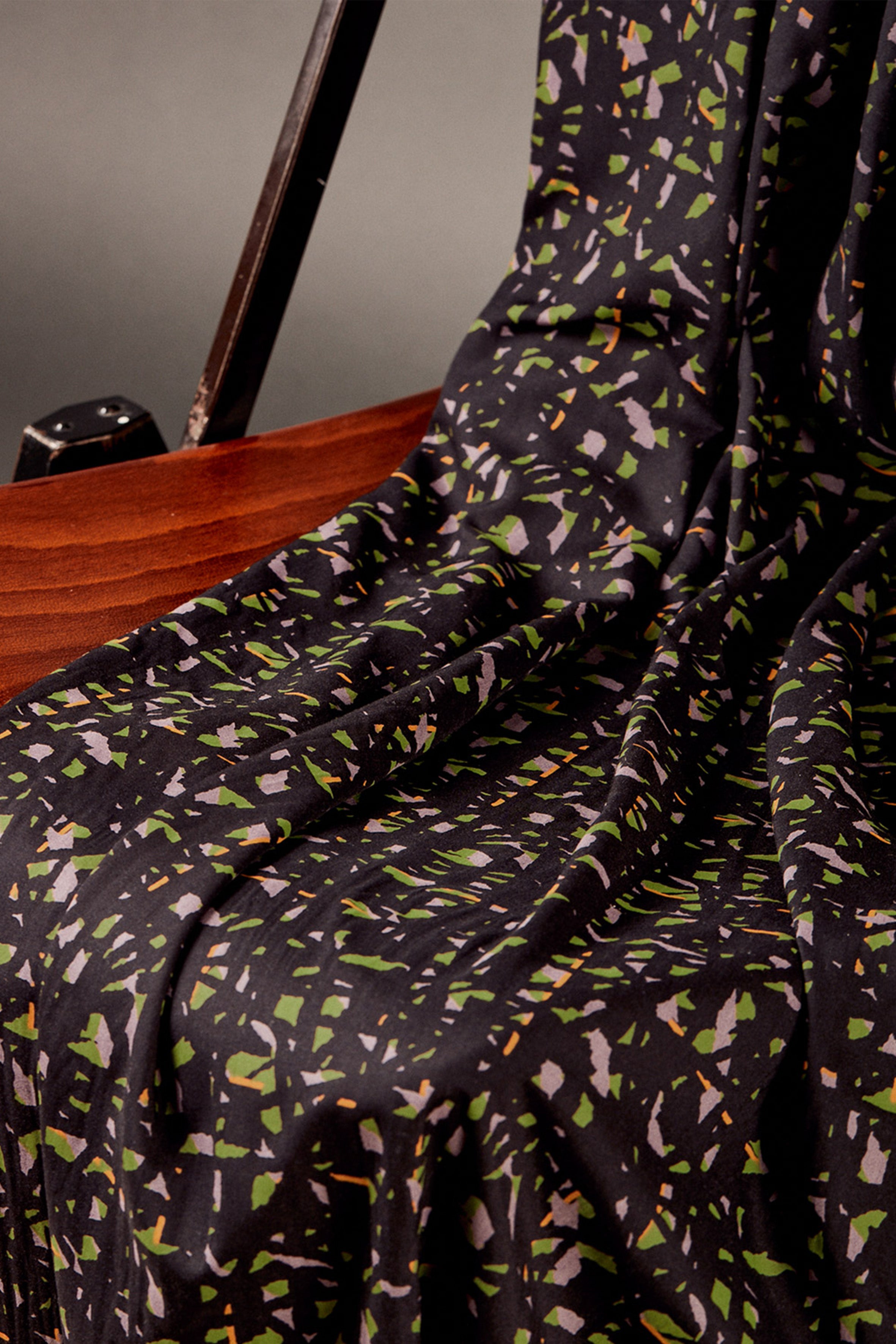 atelier-brunette-tissu-candy-rock-divine-parma-viscose-imprim-e image 3