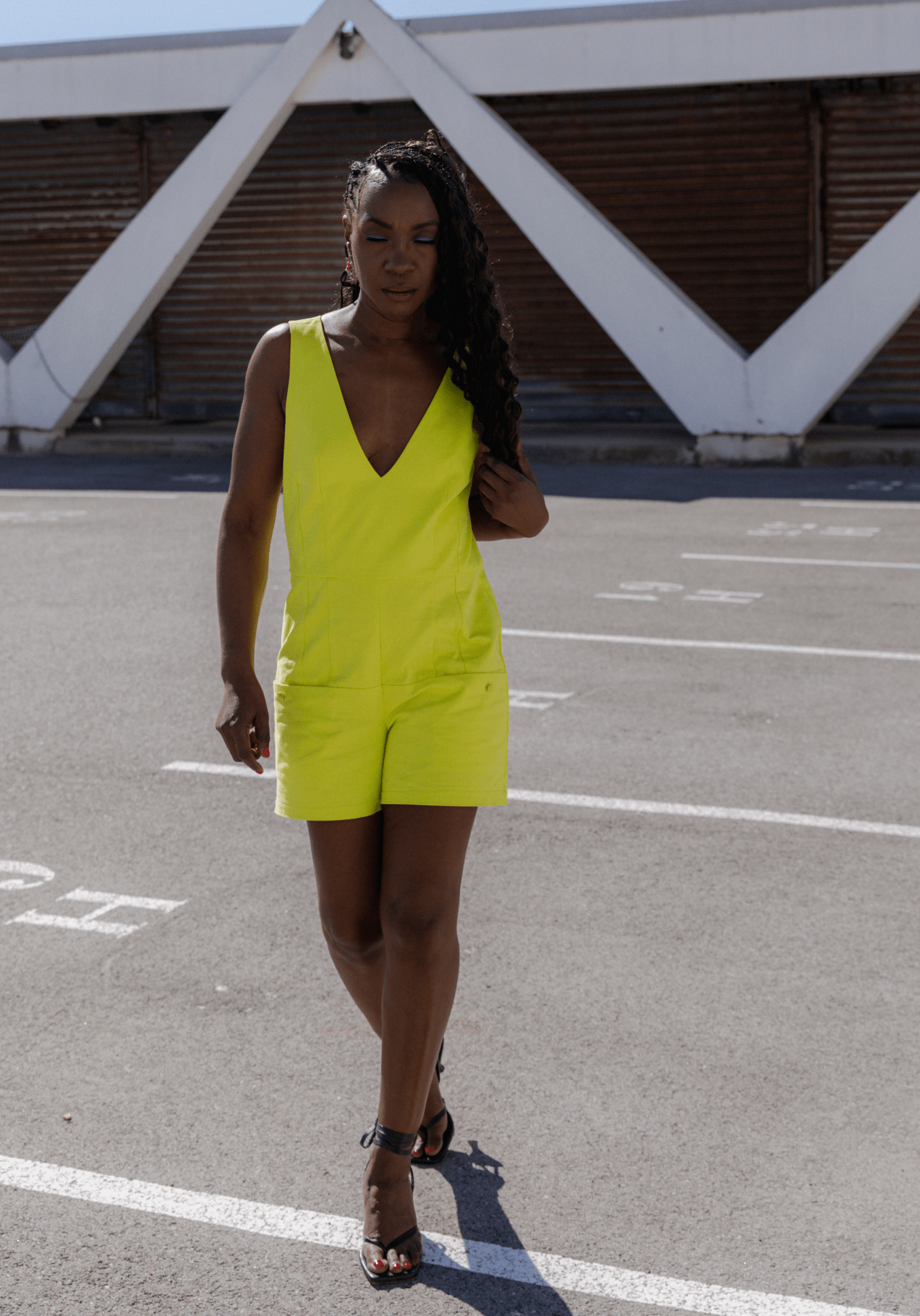 maison-fauve-cosmopolitan-patron-pochette-combishort-et-robe image 1