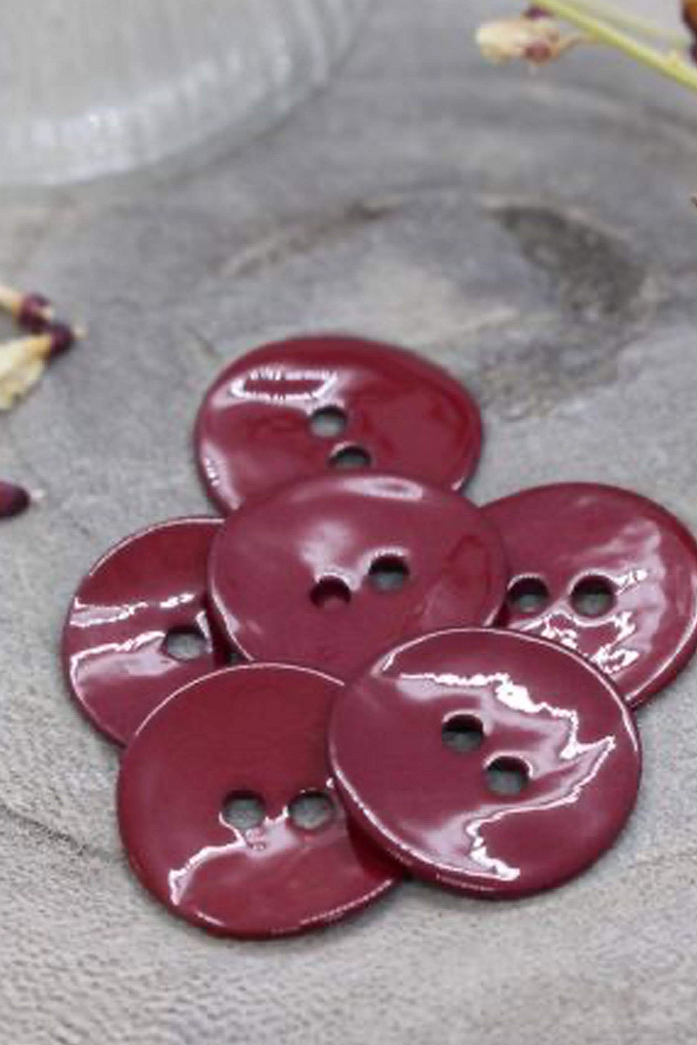 atelier-brunette-boutons-glossy-amarante-x10-mercerie-nacre-akoya image 2