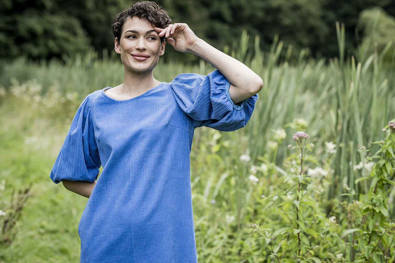 fibre-mood-doris-robe-patron-de-couture-robe-droite-manches-ballon-doubles image 3
