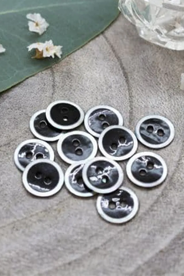 atelier-brunette-boutons-halo-black-x10-nacre-akoya image 1
