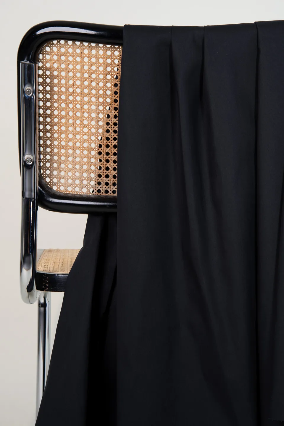 atelier-brunette-coton-d-perlant-trench-black-tissu image 1