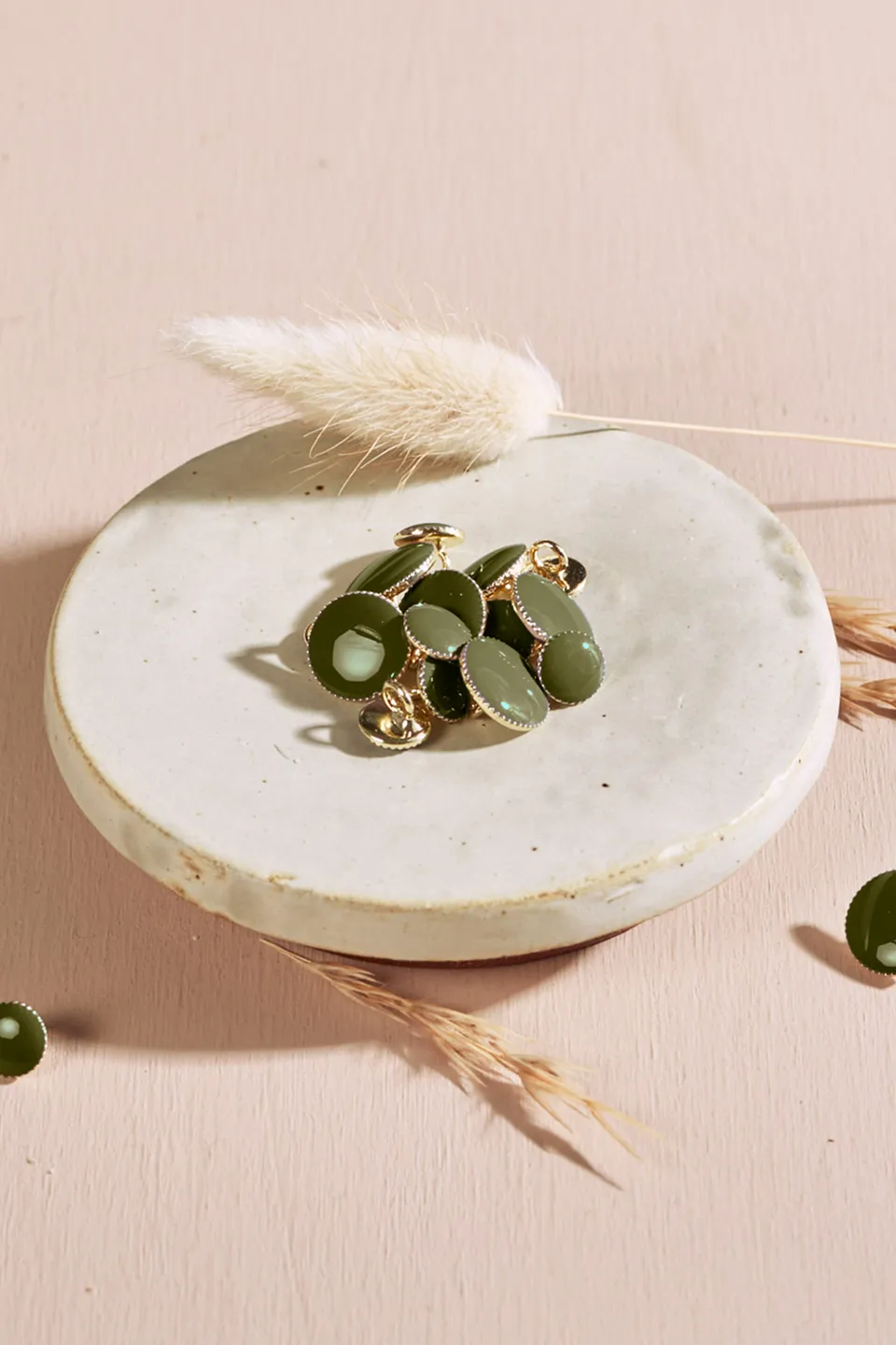 atelier-brunette-boutons-gem-ivy-green-pied-dor-zamak image 1