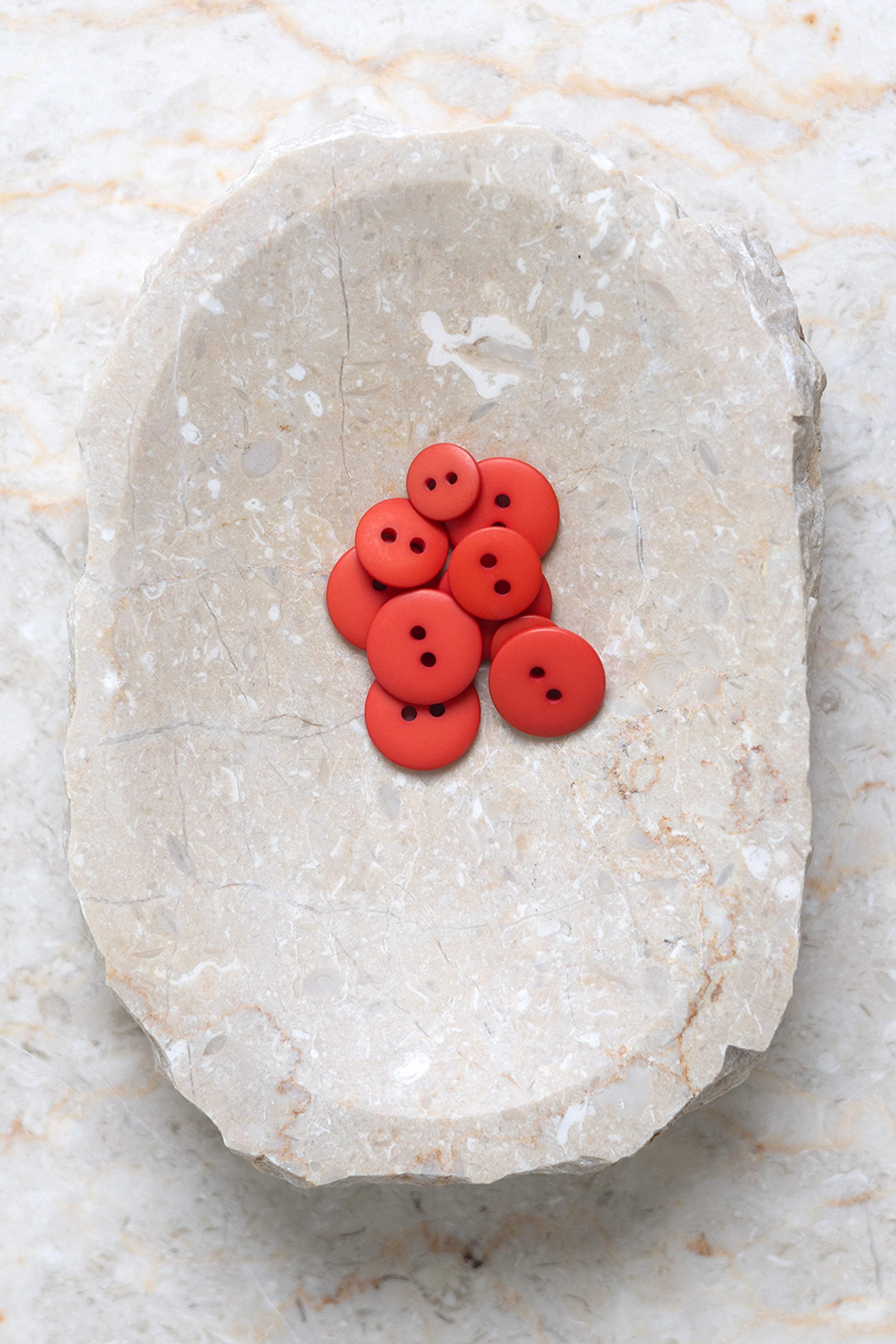 atelier-brunette-boutons-classic-matte-poppy-tangerine image 2