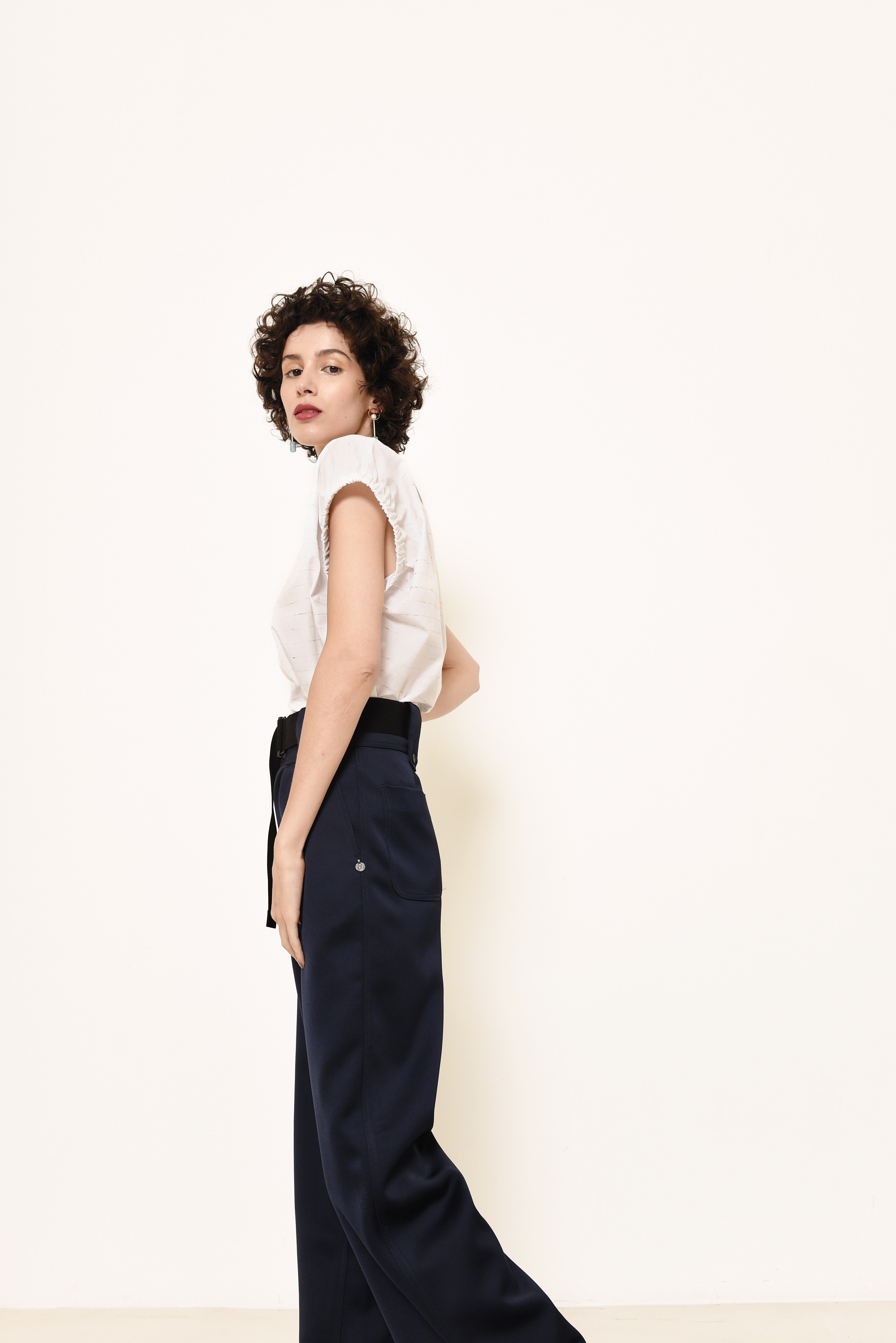 fibre-mood-frances-top-patron-de-couture-oversize-manches-fronc-es-xs-xxxl image 3