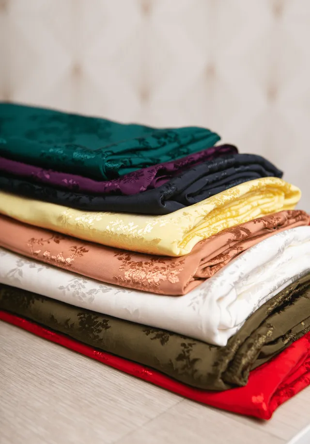 maison-fauve-po-sie-tissu-jacquard-de-viscose-plusieurs-couleurs image 1