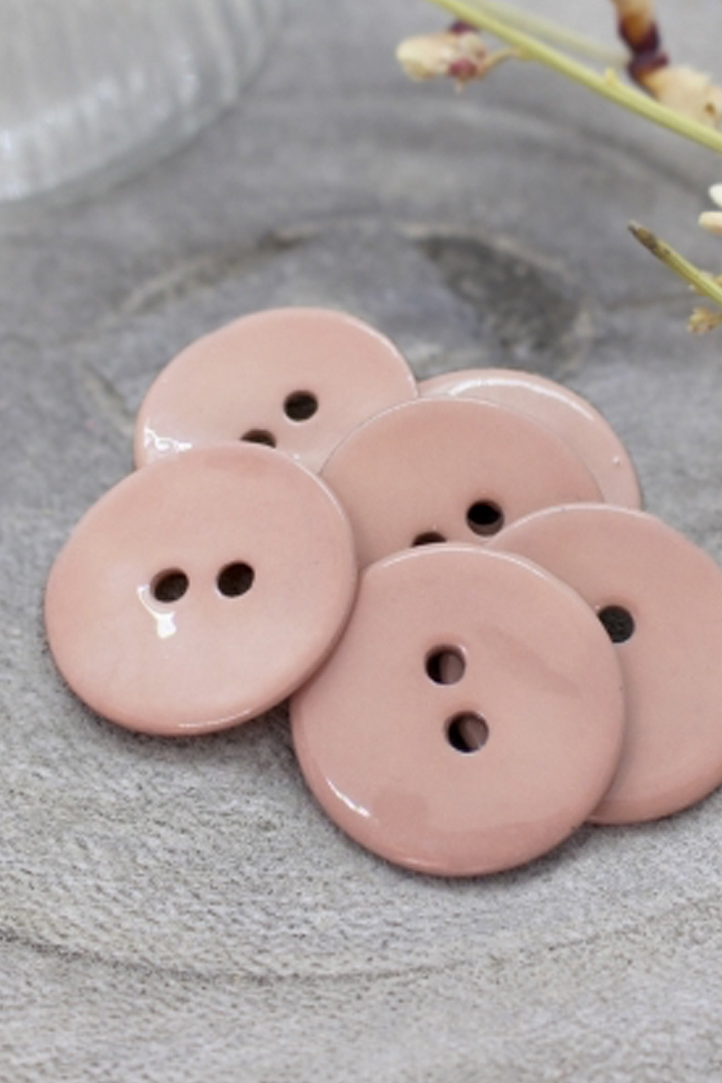 atelier-brunette-boutons-glossy-maple-sandy-sand-x10-mercerie image 2